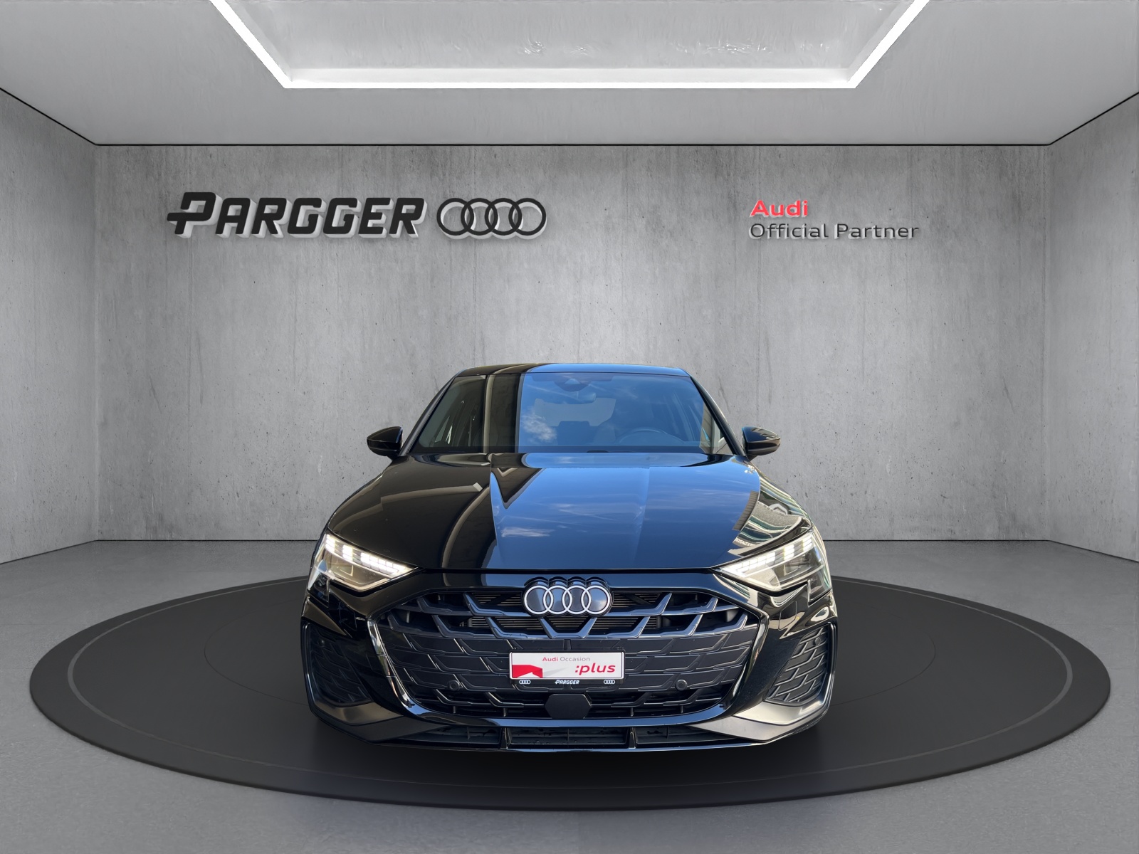 AUDI A3 Sportback 35 TFSI S line Attraction S-tronic-image-1