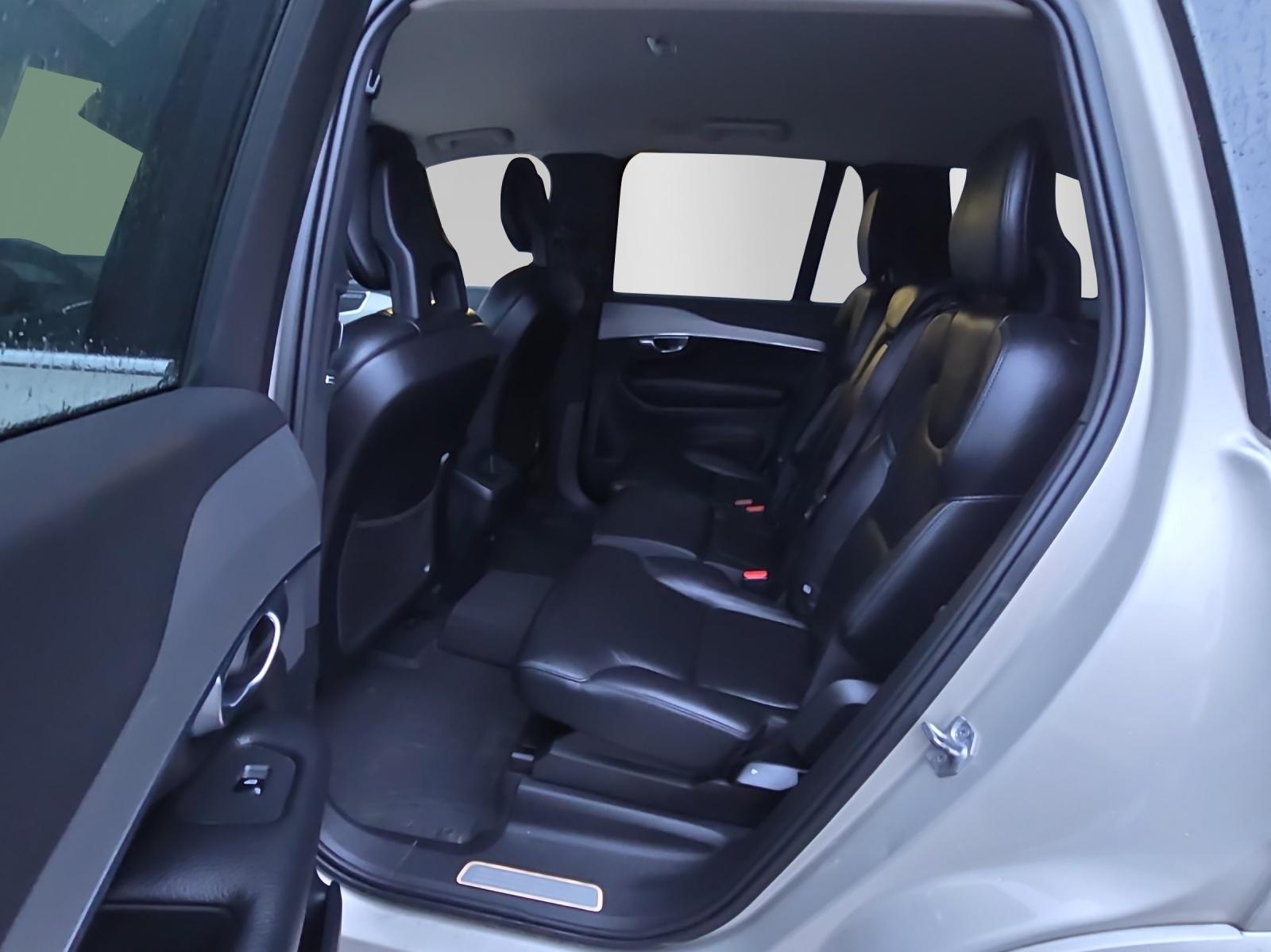VOLVO XC90 2.0 T5 Inscription 7P. AWD-image-10