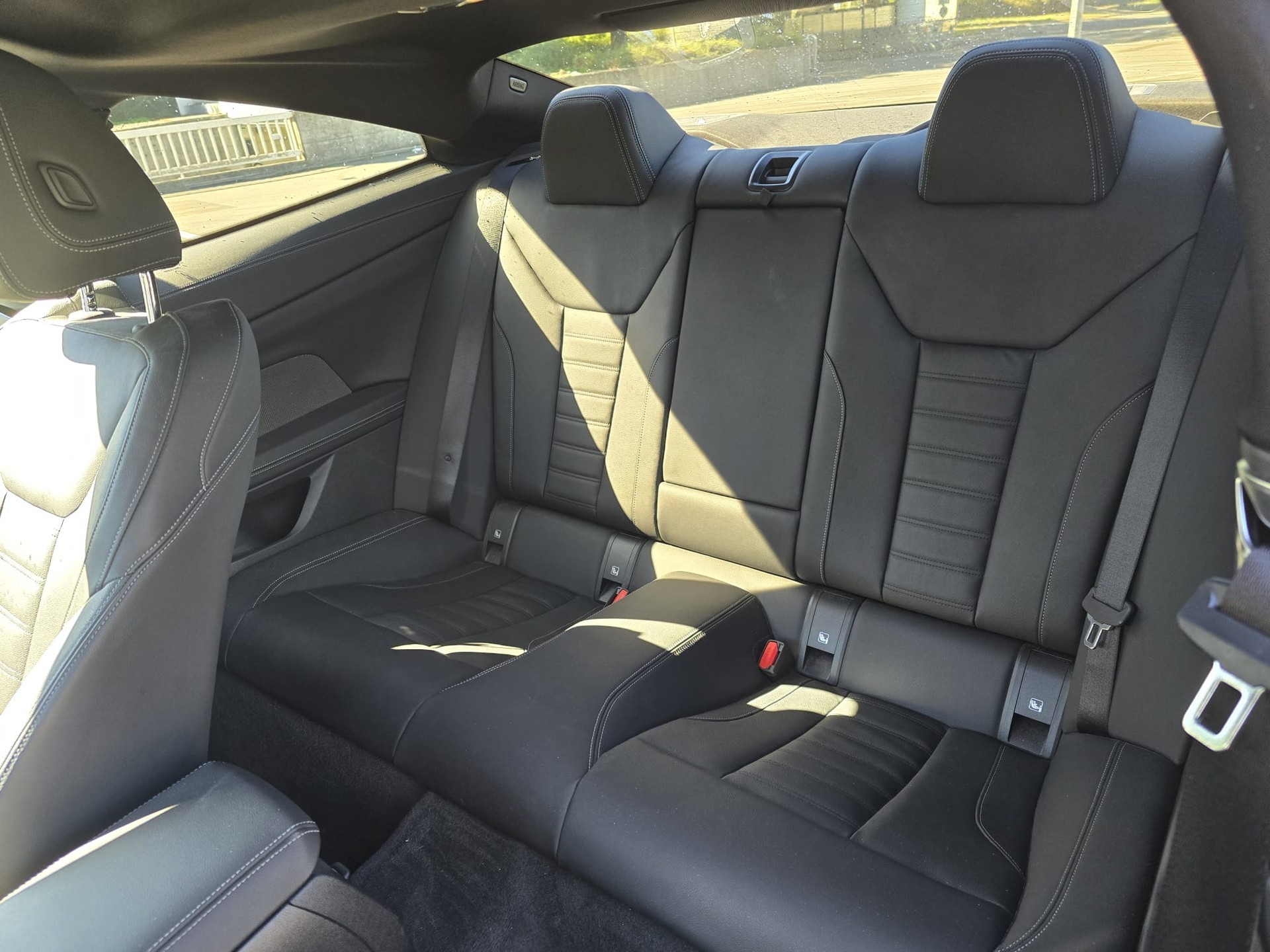 BMW M440i xDrive Coupé-image-8
