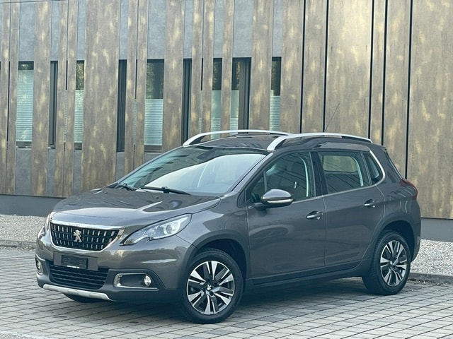PEUGEOT 2008 1.2 PureTech Allure EAT6-image-2