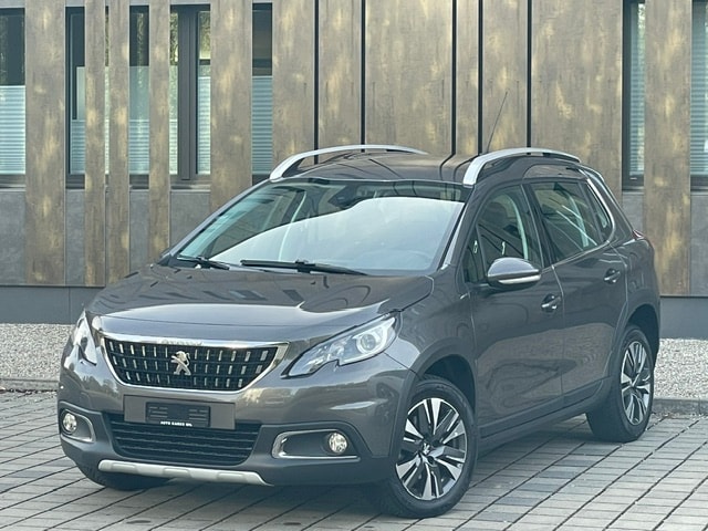 PEUGEOT 2008 1.2 PureTech Allure EAT6-image-1
