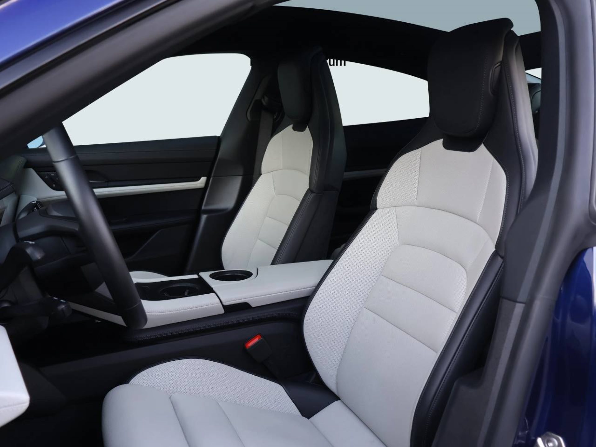 PORSCHE Taycan 4S-image-4
