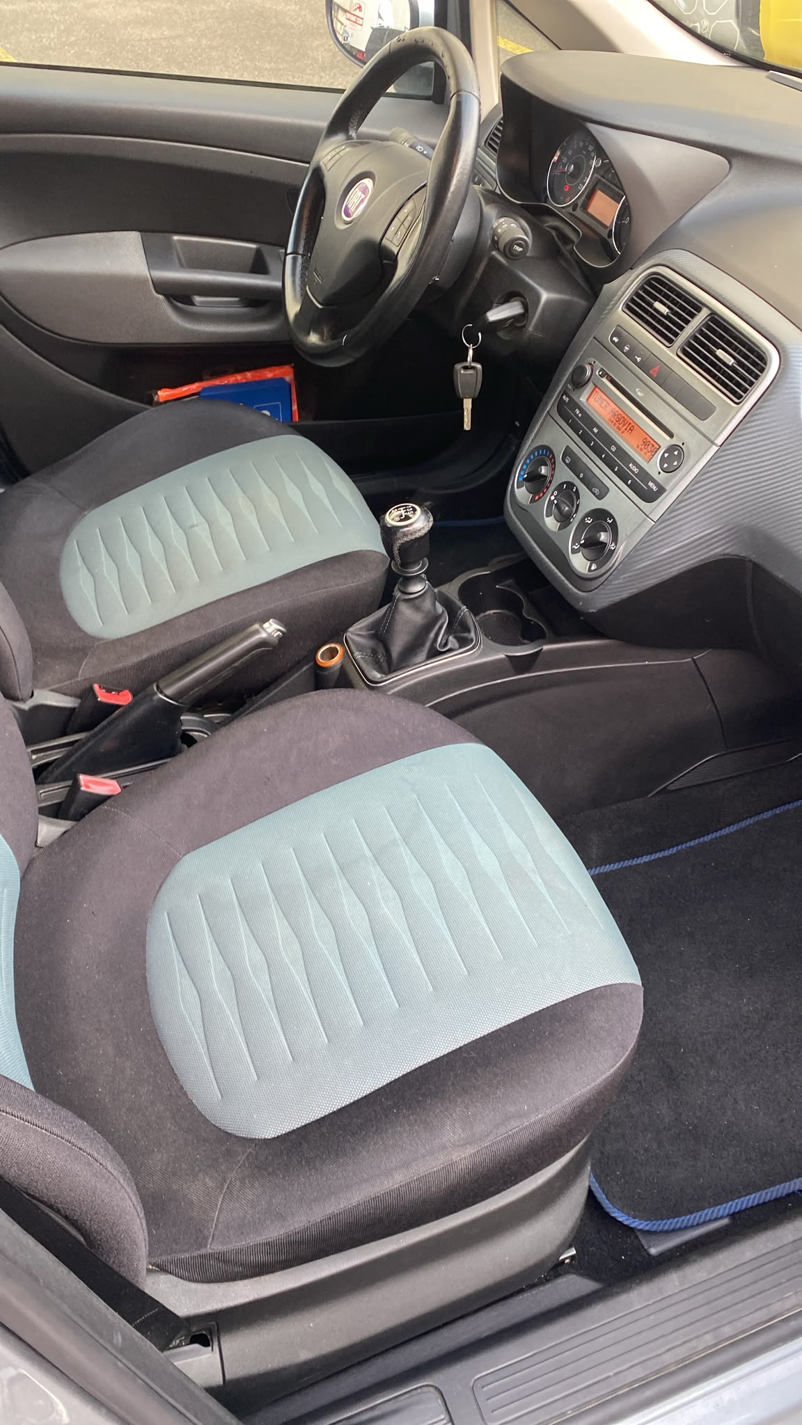FIAT Punto 1.4 Dynamic-image-9