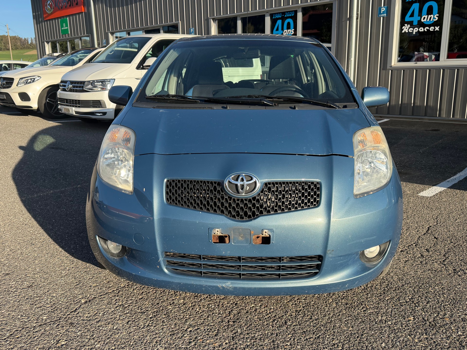 TOYOTA Yaris 1.4 D-4D Linea Luna-image-1