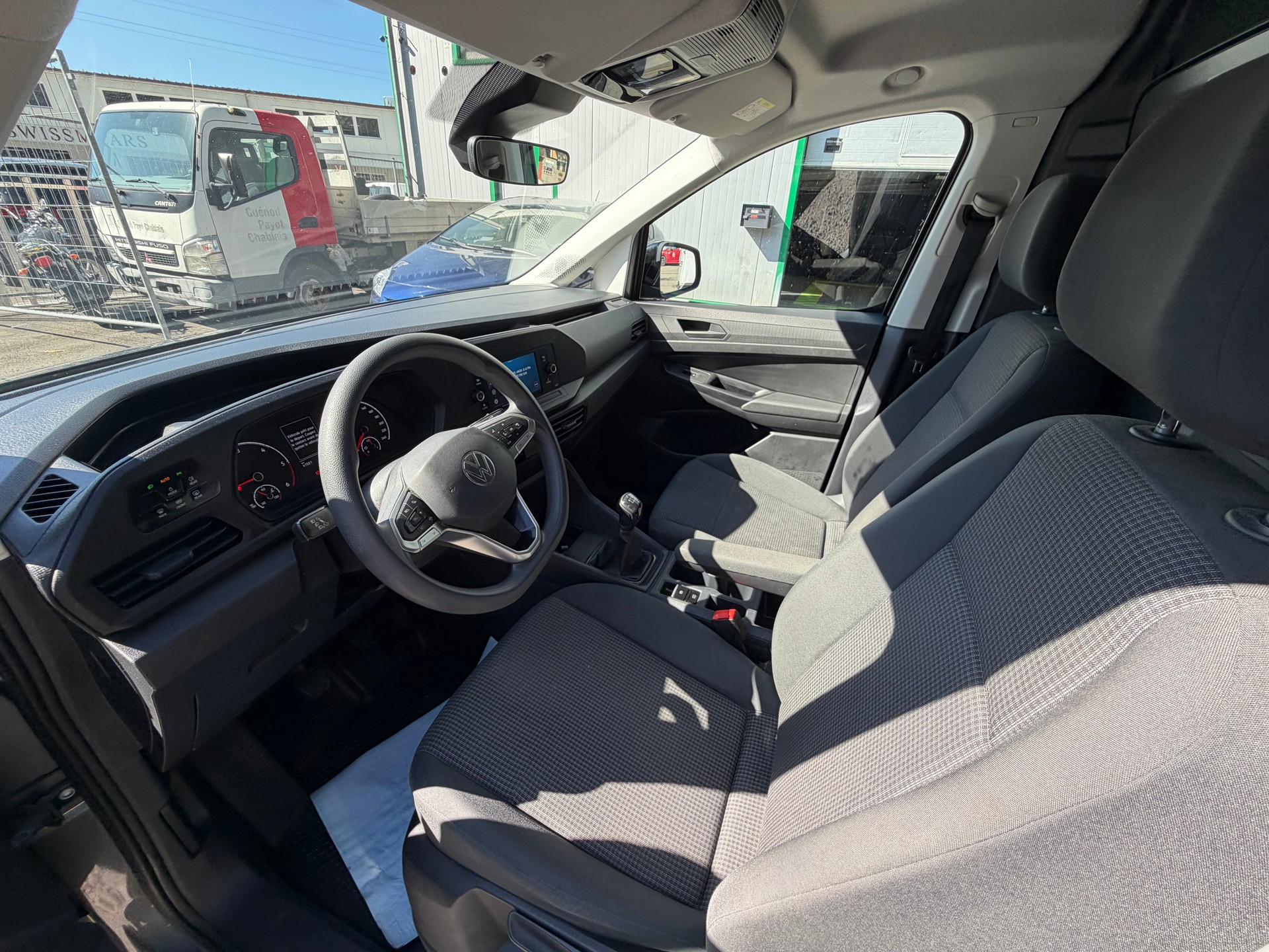 VW Caddy Cargo 2.0TDI 4Motion-image-11