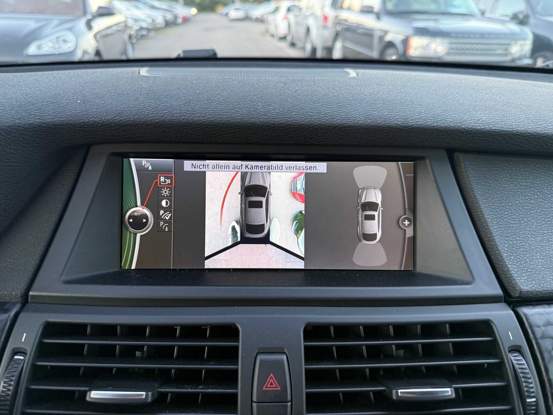 BMW X6 xDrive 40d Steptronic M-Sport / Frisch ab MFK / Lückenlos servicegepflegt bei BMW / Softclose / 360° Kamera / Indvidual Audio-image-9