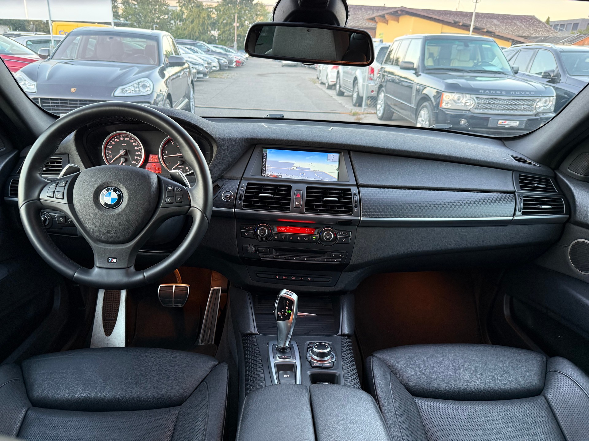 BMW X6 xDrive 40d Steptronic M-Sport / Frisch ab MFK / Lückenlos servicegepflegt bei BMW / Softclose / 360° Kamera / Indvidual Audio-image-8