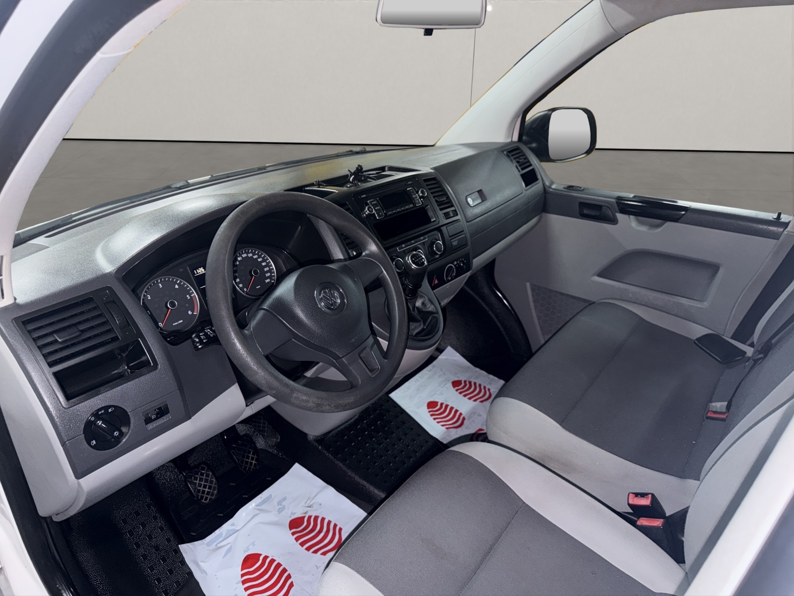 VW T5 2.0 TDI BMT 4 Motion / Lang Version ( 6 Plätzer / Sortimo Regale )-image-9