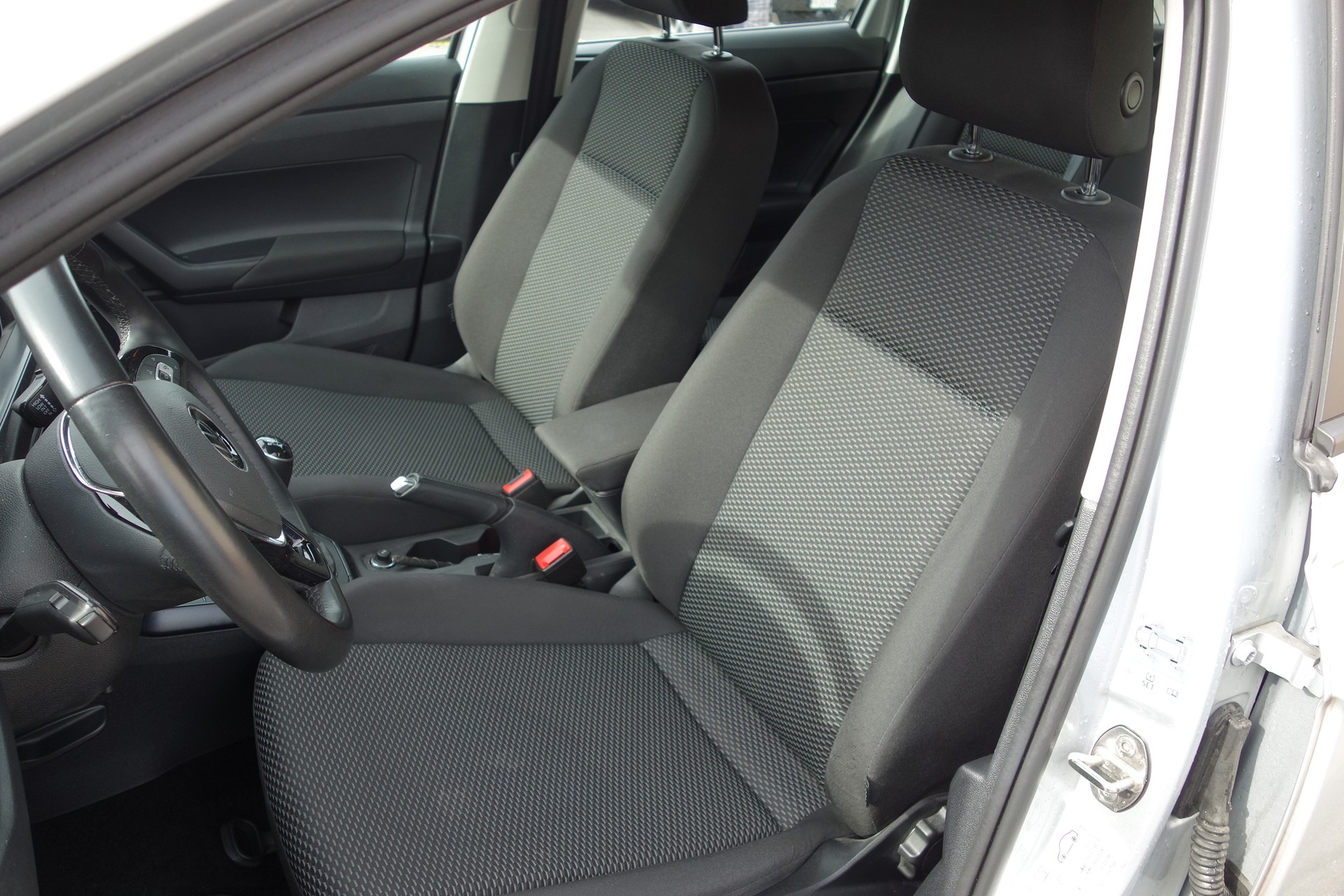 VW Polo 1.0 BMT Trendline-image-5