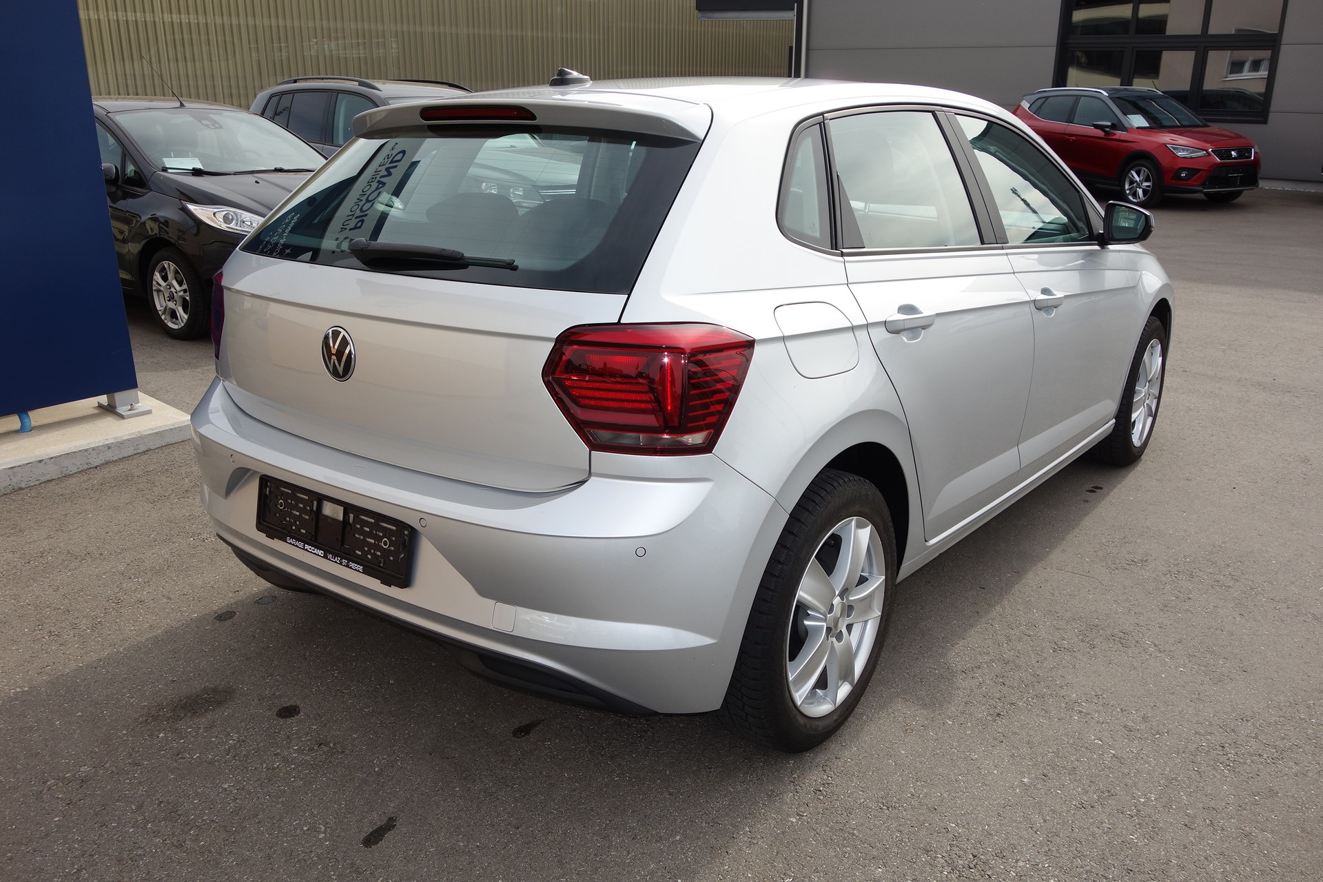 VW Polo 1.0 BMT Trendline-image-4