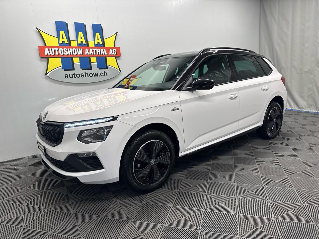 SKODA Kamiq 1.5 TSI Monte Carlo DSG-image-0