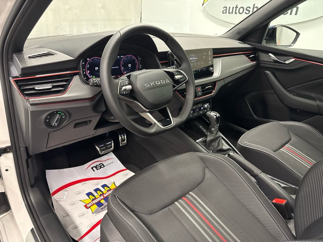 SKODA Kamiq 1.5 TSI Monte Carlo DSG-image-2