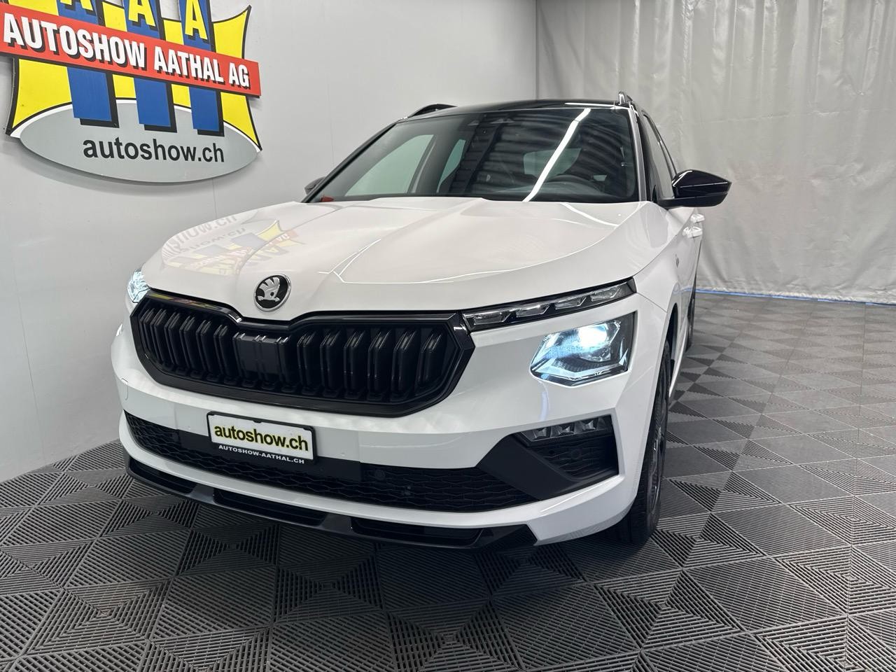 SKODA Kamiq 1.5 TSI Monte Carlo DSG-image-16