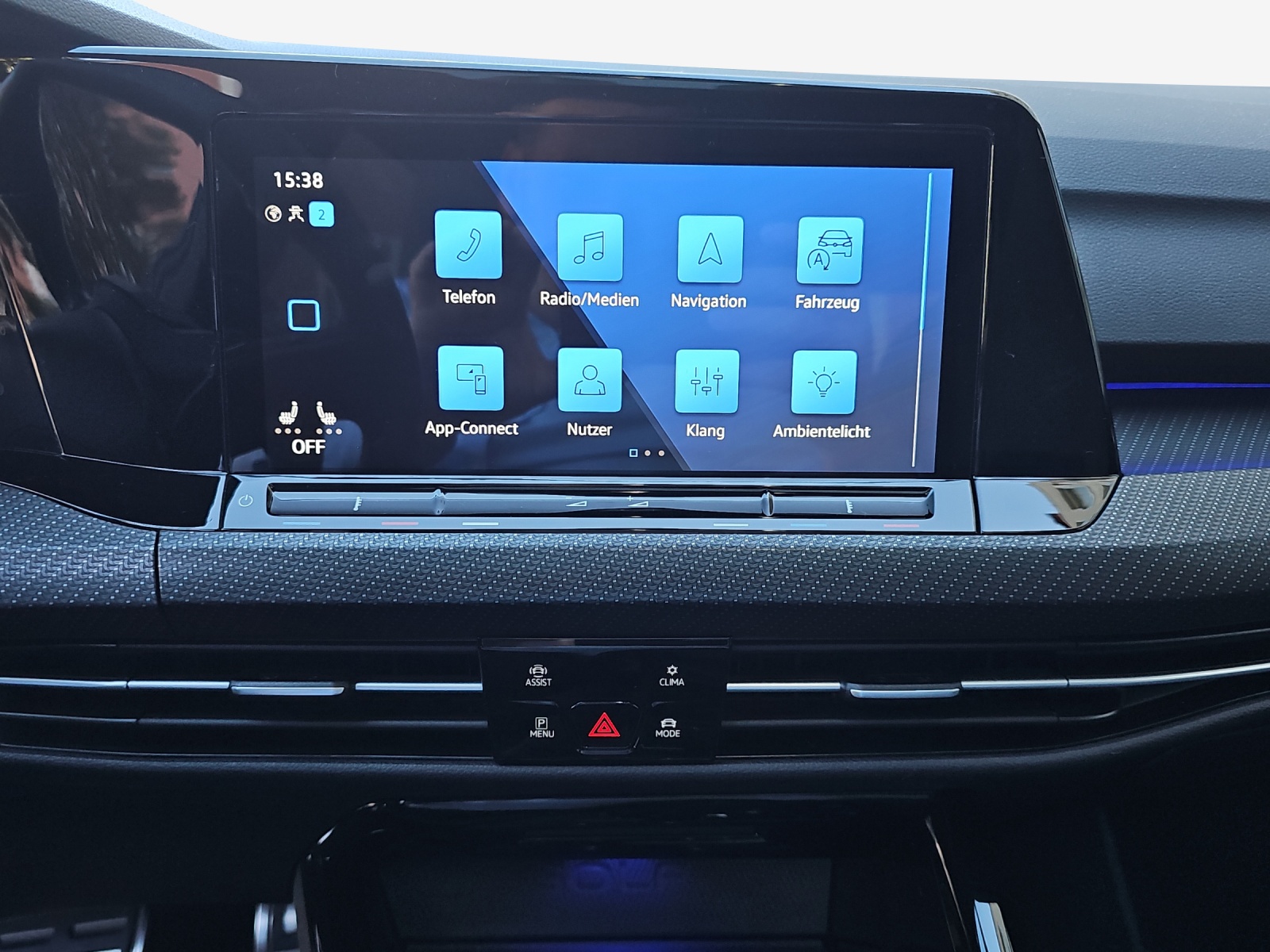 VW Golf 2.0 TSI R DSG 4Motion-image-10