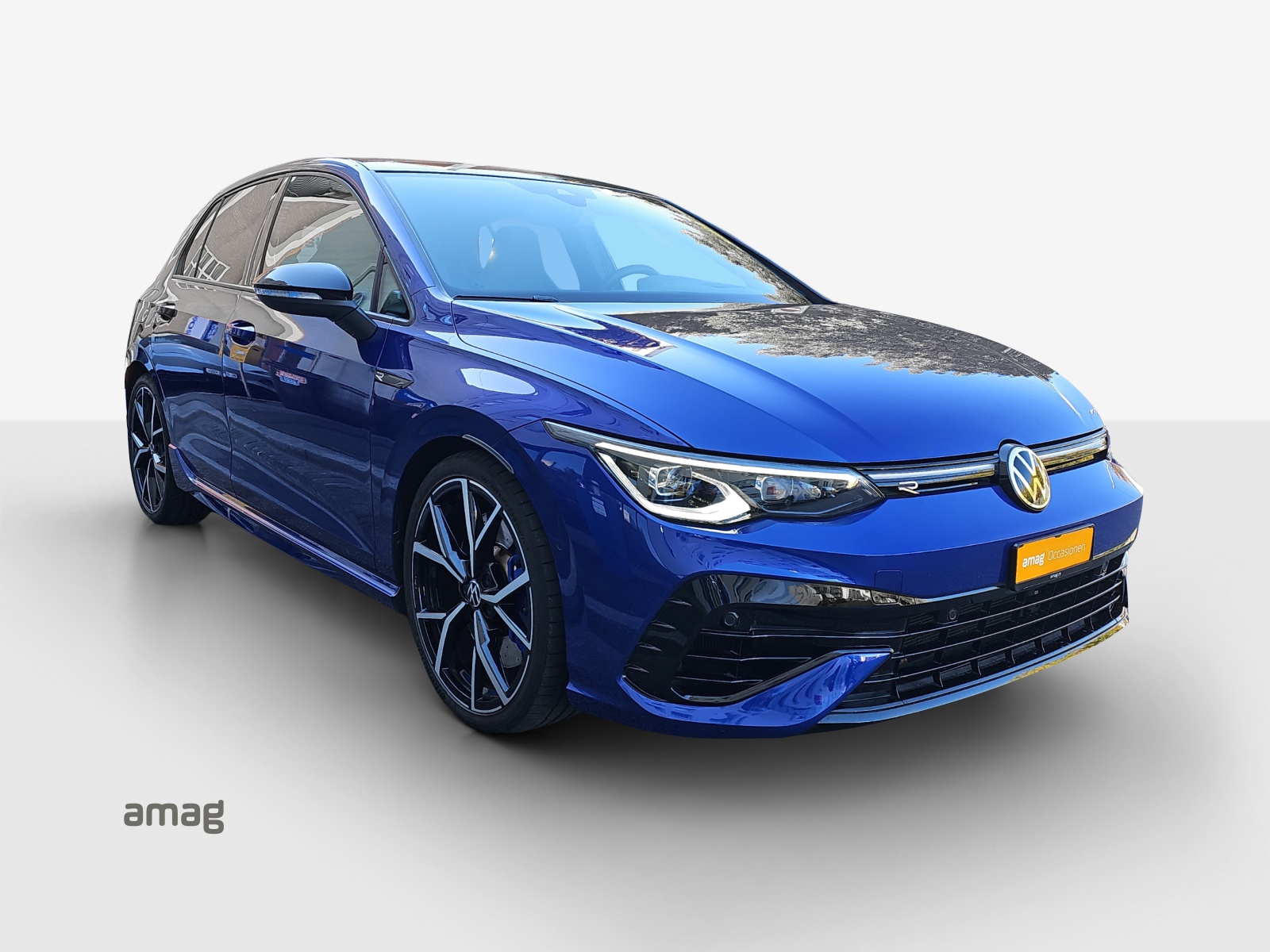 VW Golf 2.0 TSI R DSG 4Motion-image-5