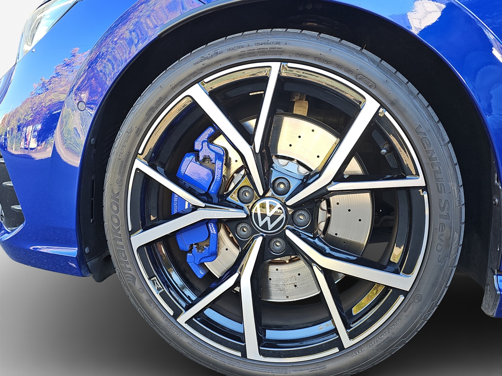 VW Golf 2.0 TSI R DSG 4Motion-image-13
