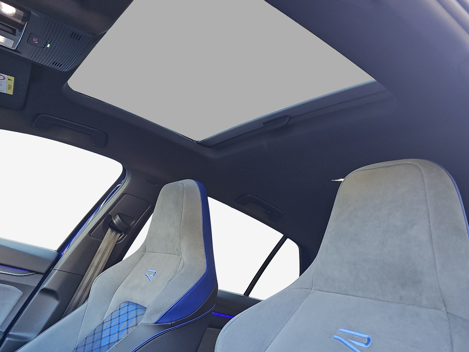 VW Golf 2.0 TSI R DSG 4Motion-image-14