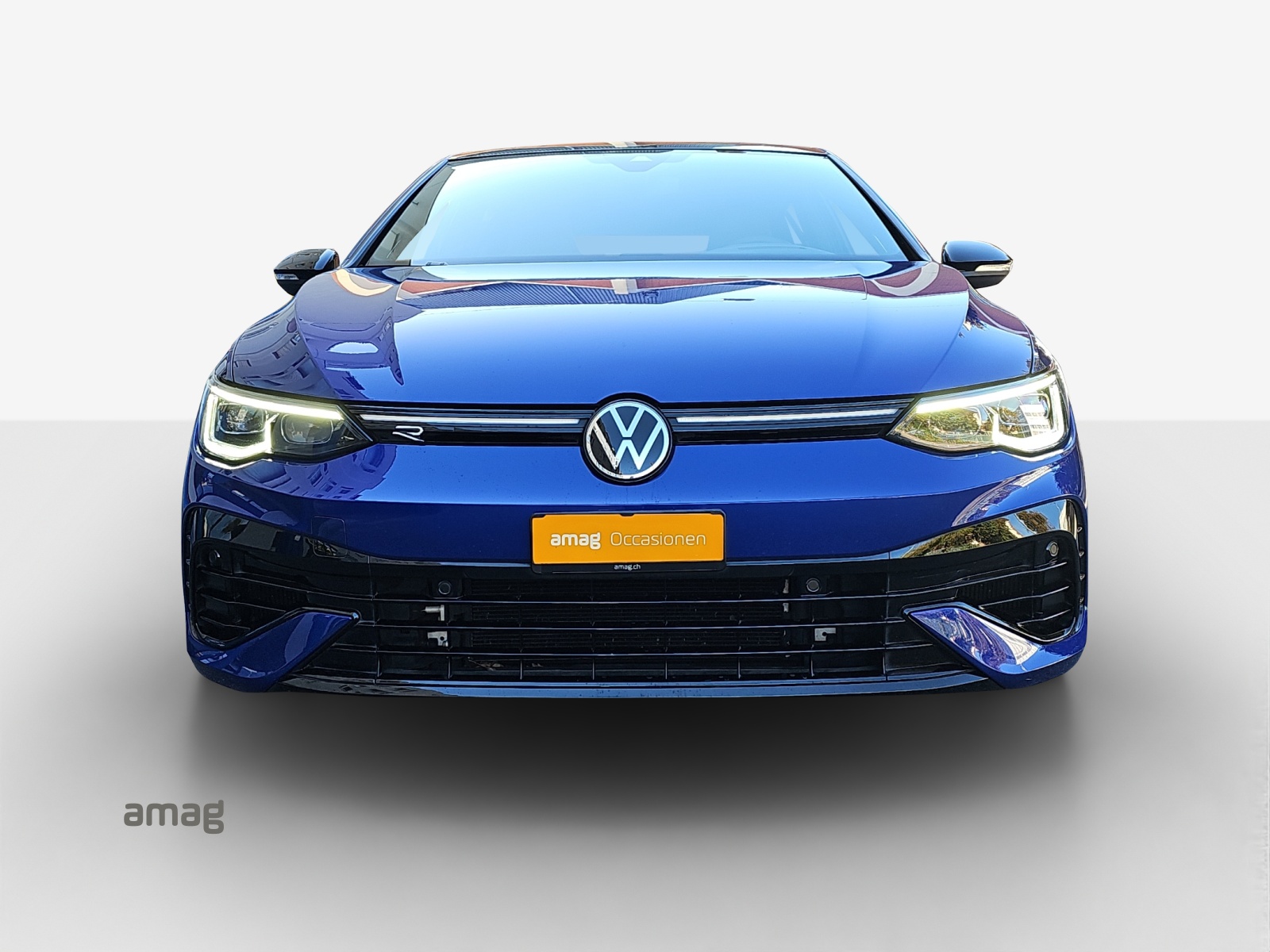 VW Golf 2.0 TSI R DSG 4Motion-image-6