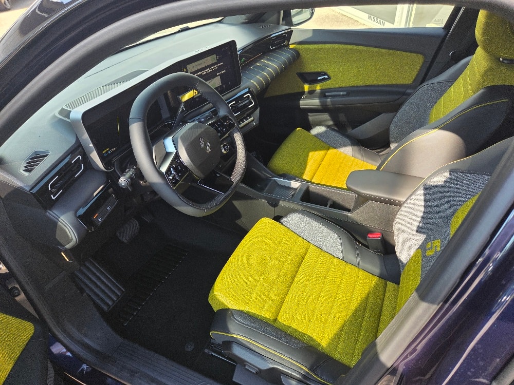 RENAULT R5 E-Tech Comfort Range 52 kWh Iconic Five-image-7