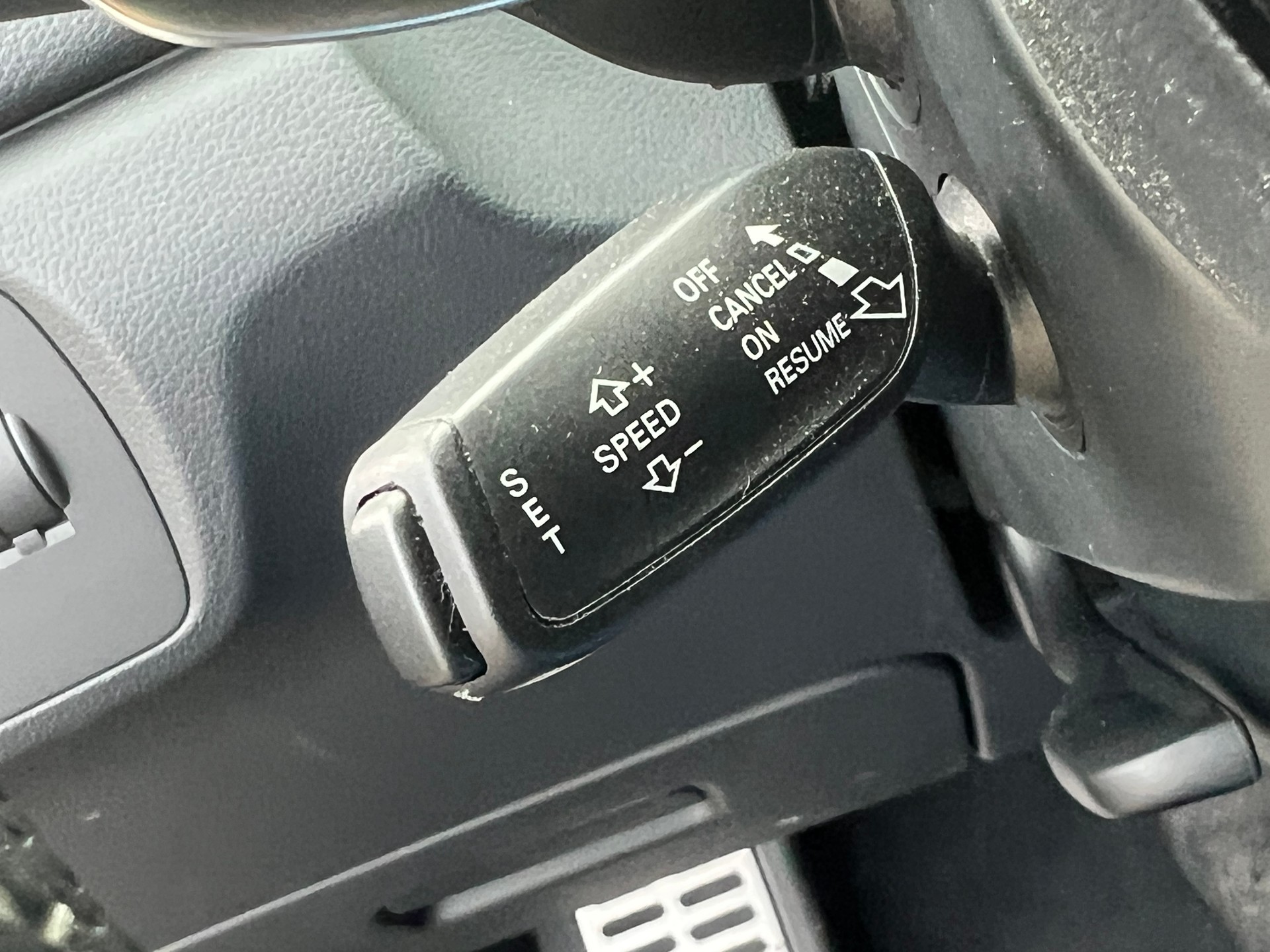AUDI RS Q3 2.5 TFSI quattro S-tronic-image-30