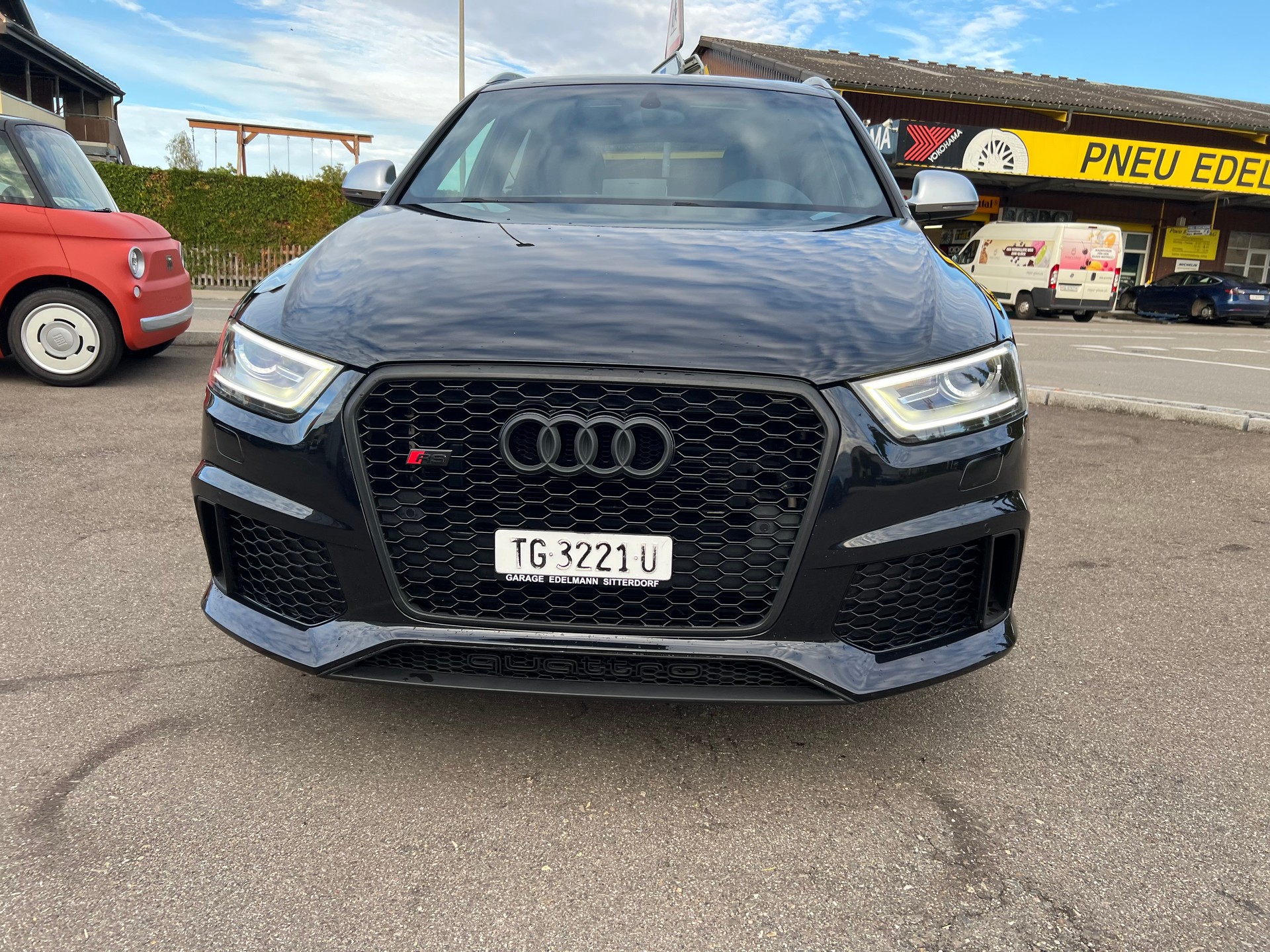 AUDI RS Q3 2.5 TFSI quattro S-tronic-image-4
