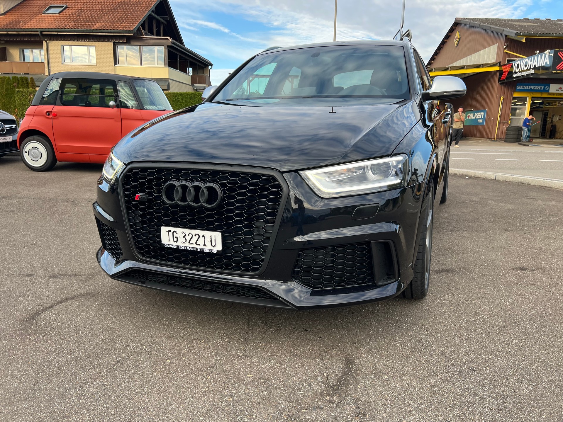 AUDI RS Q3 2.5 TFSI quattro S-tronic-image-3