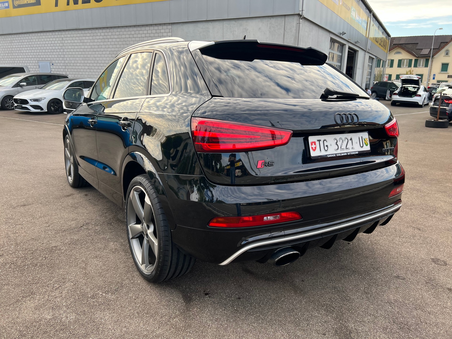 AUDI RS Q3 2.5 TFSI quattro S-tronic-image-13