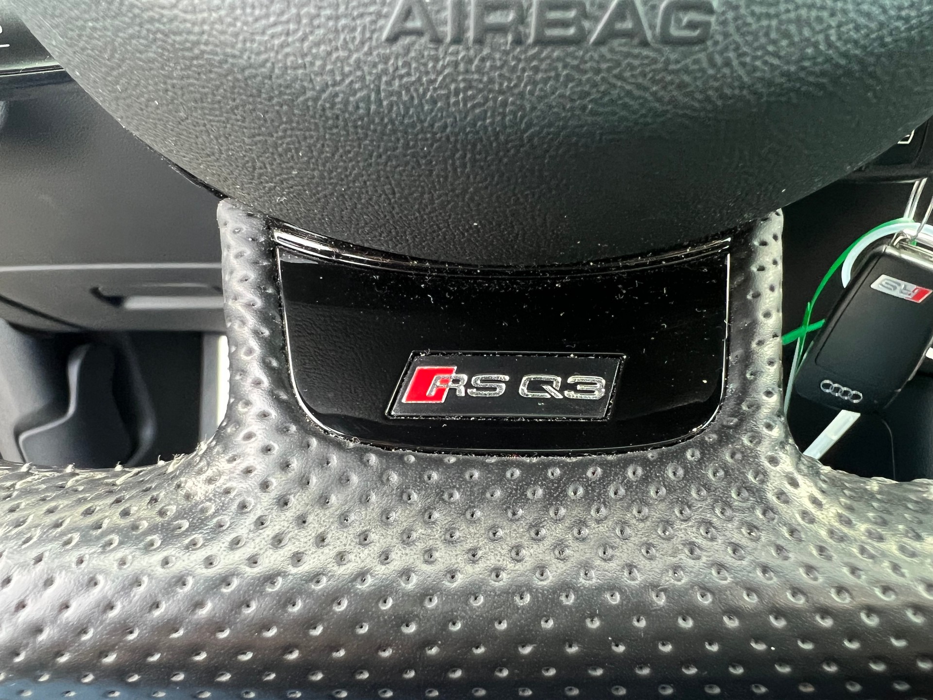 AUDI RS Q3 2.5 TFSI quattro S-tronic-image-31