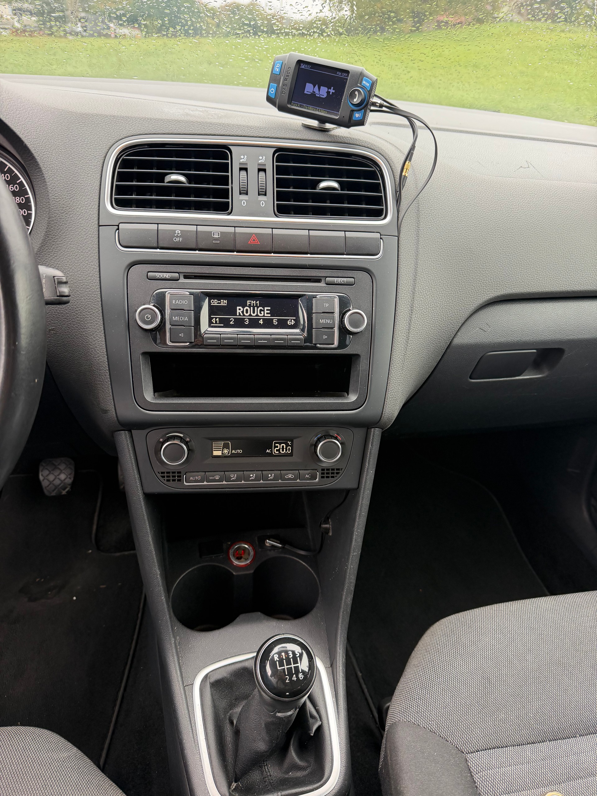 VW Polo 1.2 TSI Comfortline-image-4