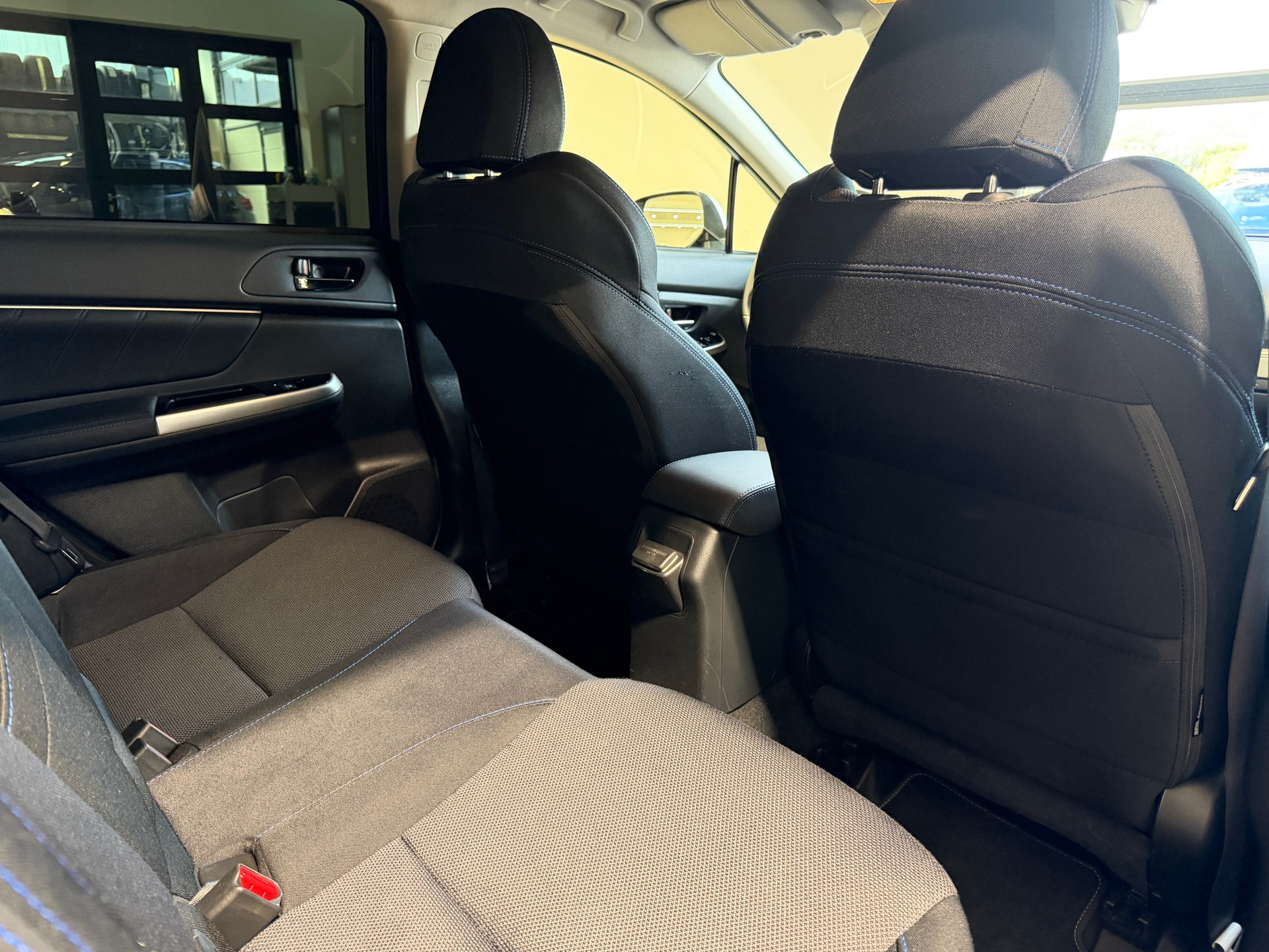 SUBARU Levorg 1.6DIT Swiss Plus AWD Lineartronic-image-12