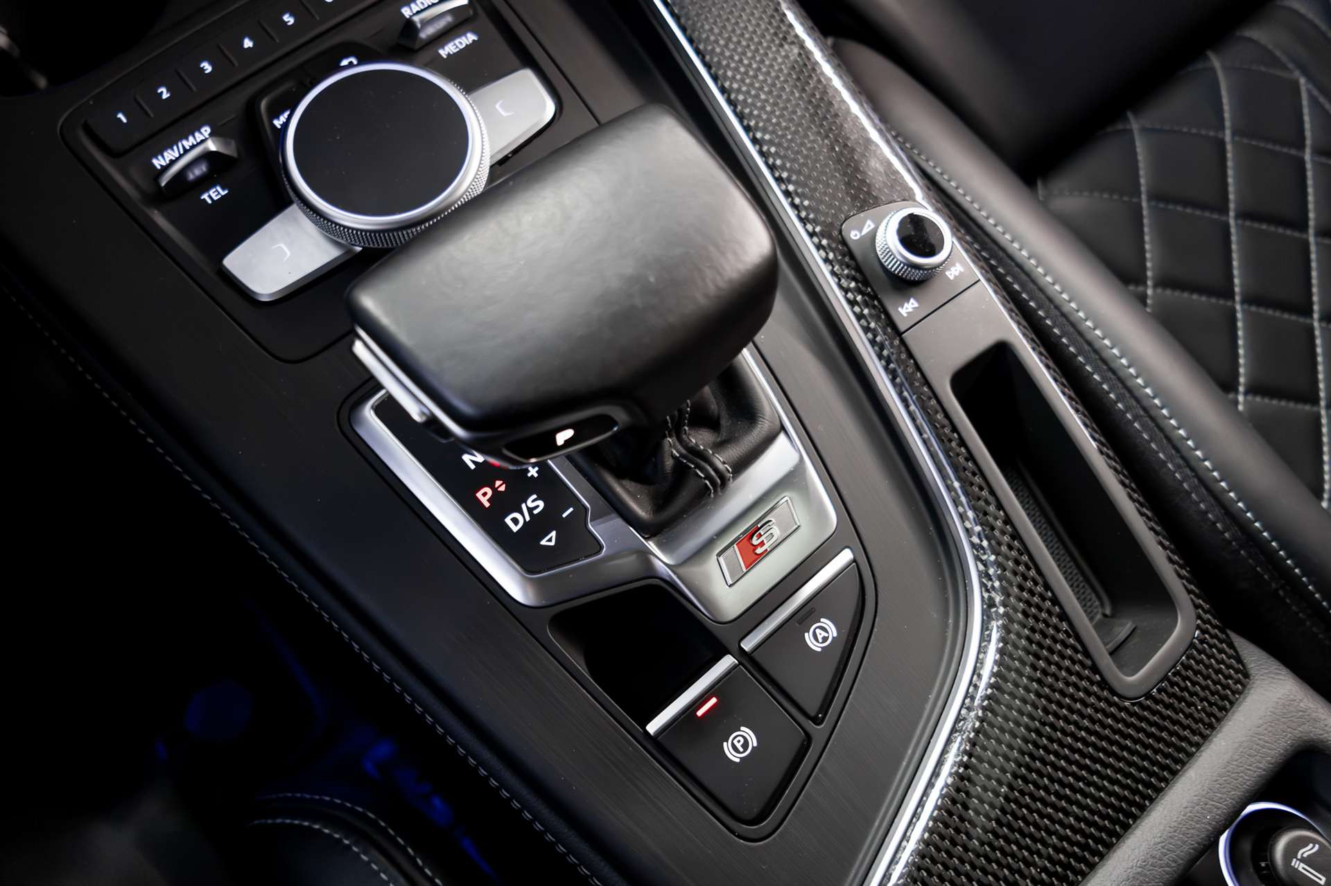 AUDI S5 Coupé 3.0 TFSI quattro tiptronic-image-24
