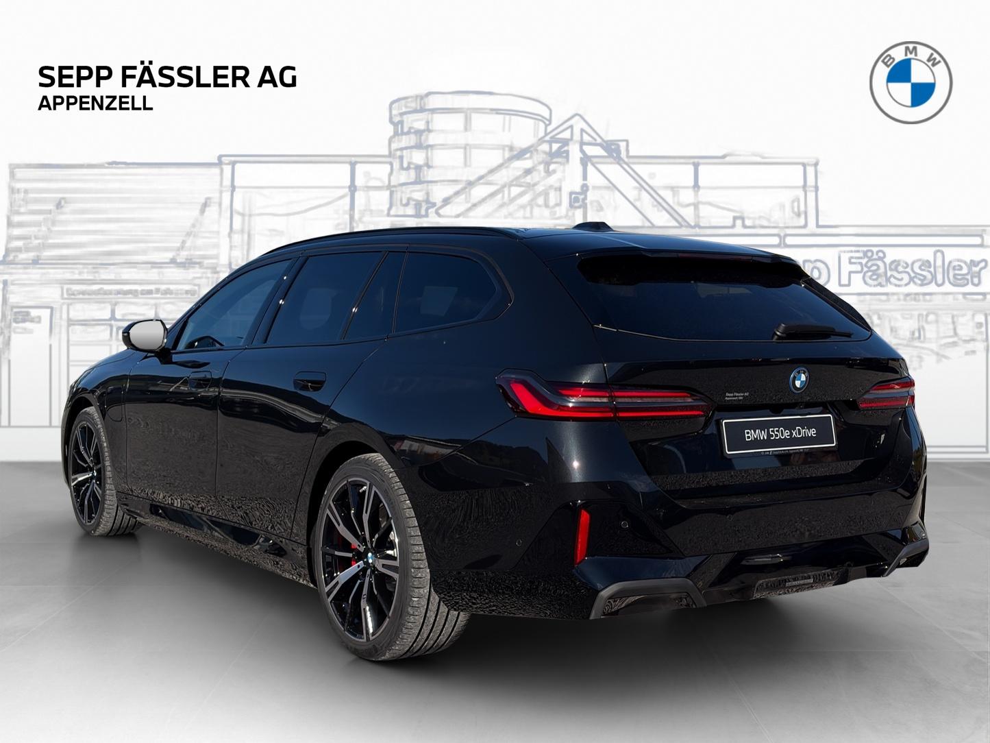 BMW 550e xDrive Touring M Sport Pro-showroom-element-2