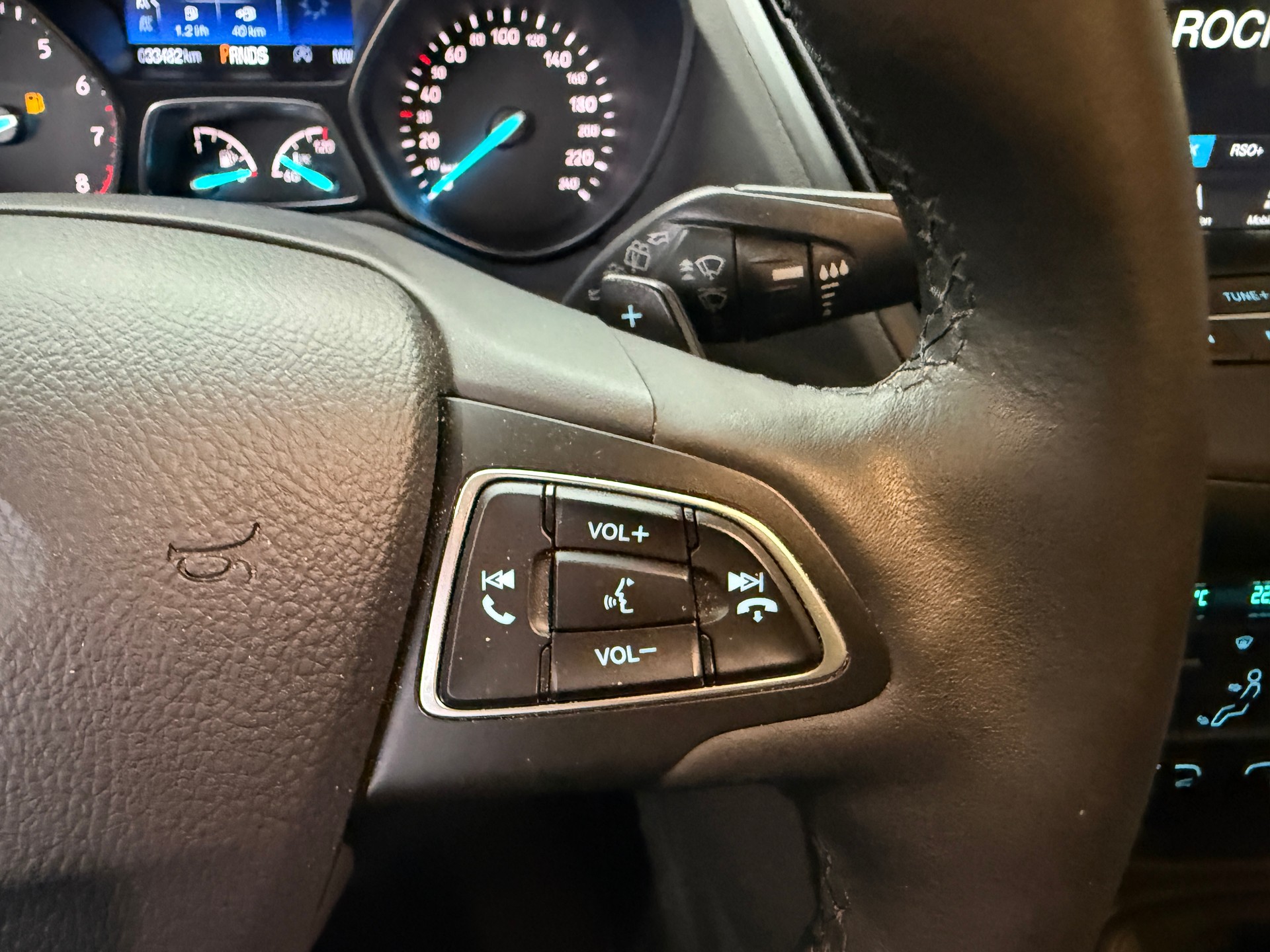 FORD Kuga 1.5 SCTi Titanium 4WD Automatic-image-12