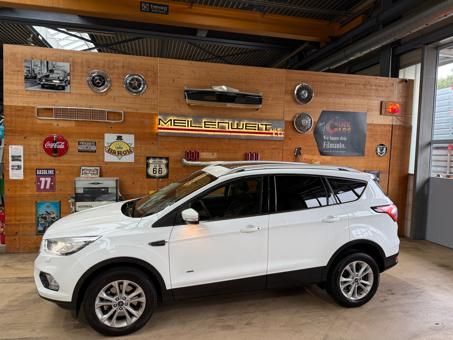 FORD Kuga 1.5 SCTi Titanium 4WD Automatic-image-4