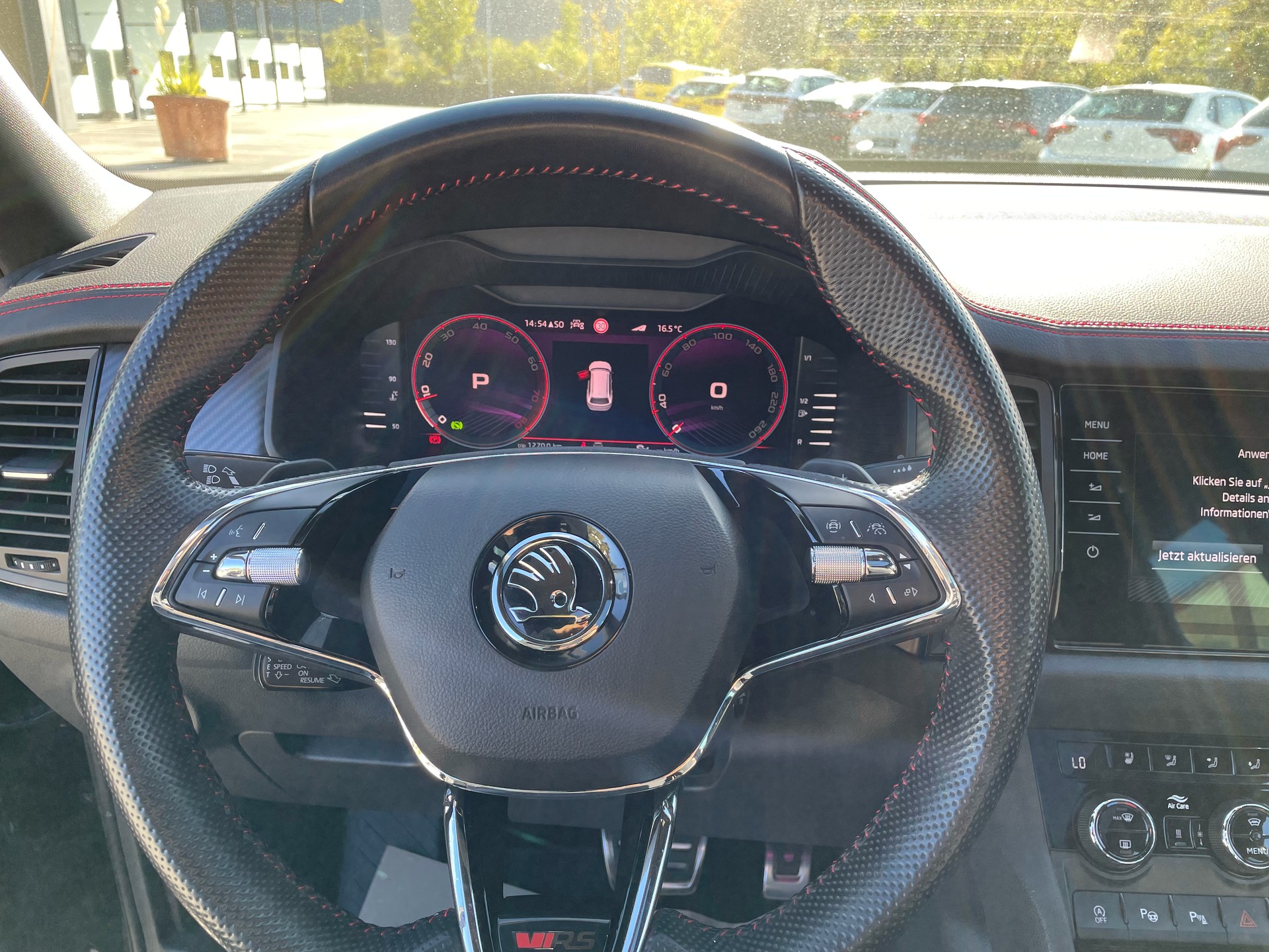 SKODA Kodiaq 2.0 TSI 4x4 RS-image-22
