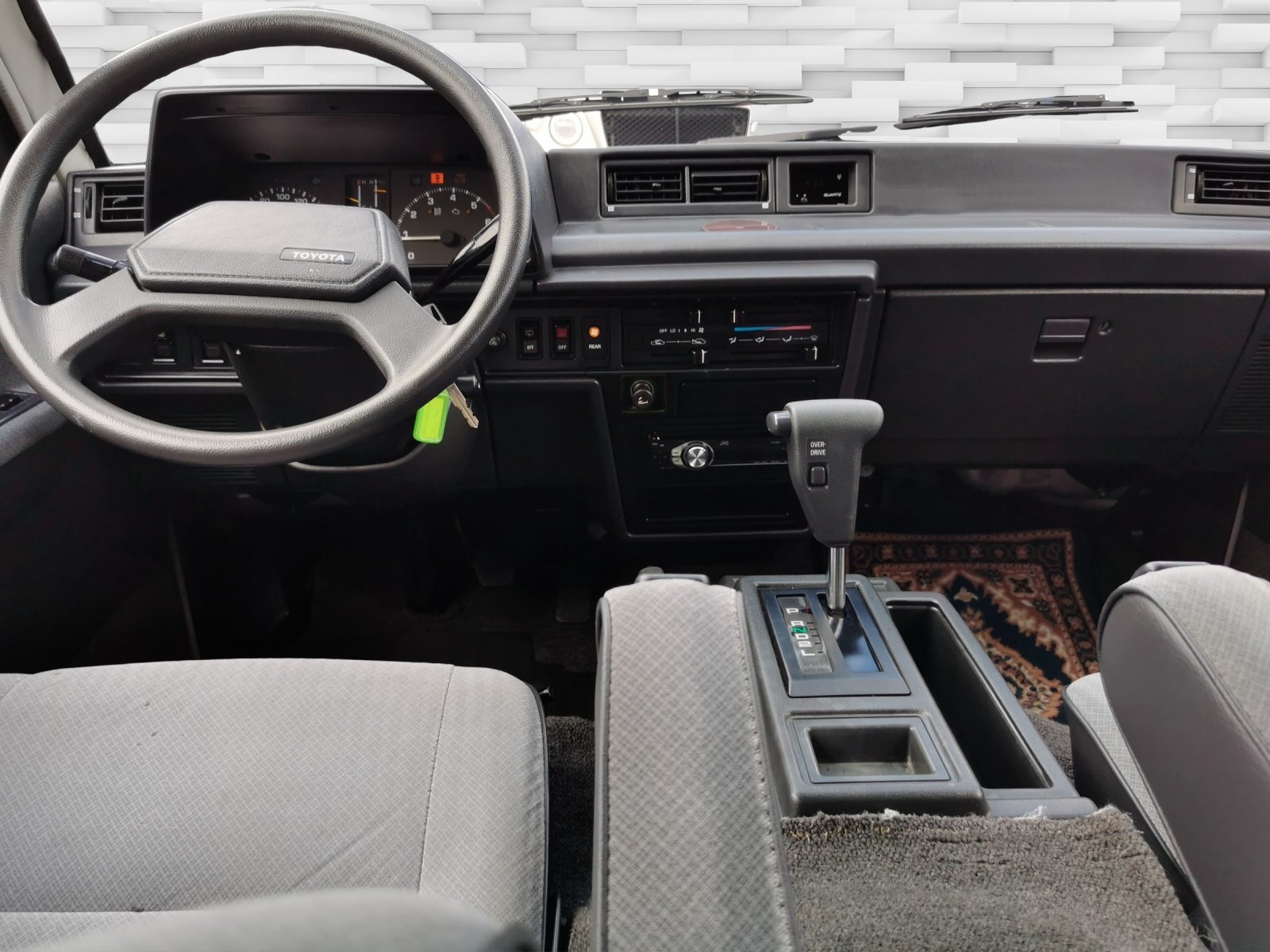 TOYOTA Model-F 2.2 Super Saloon-image-10