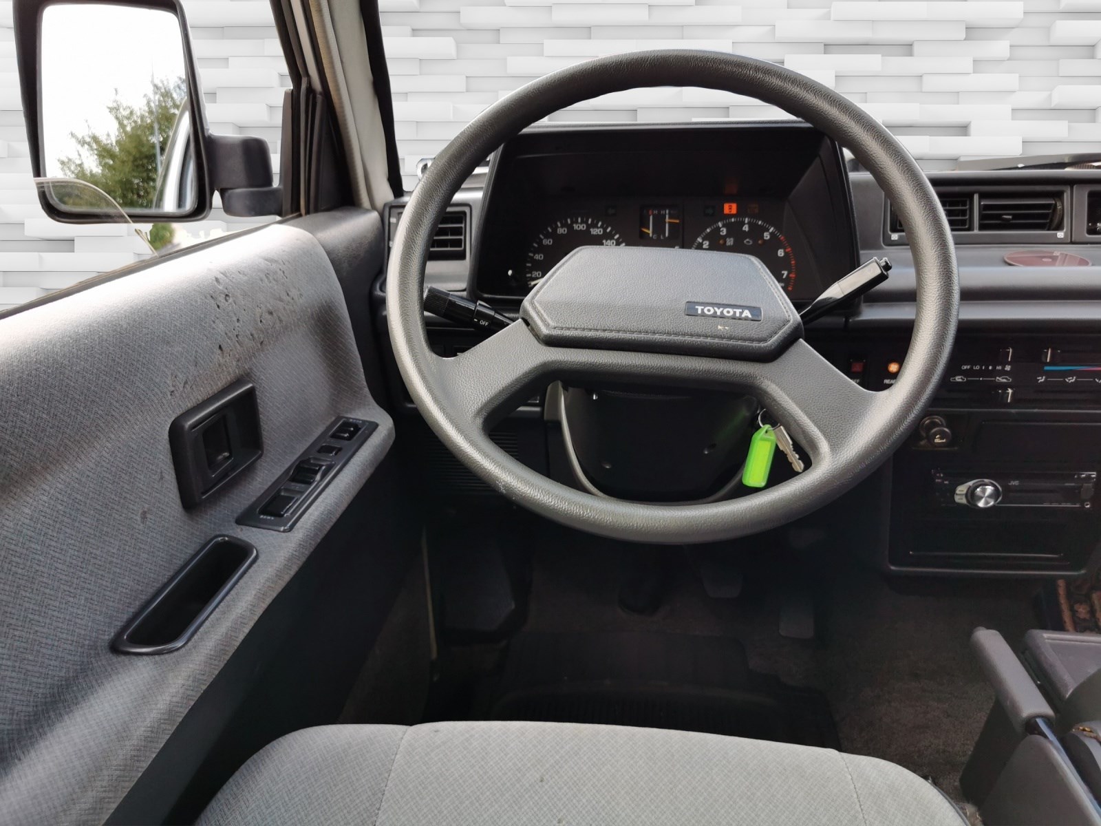 TOYOTA Model-F 2.2 Super Saloon-image-9
