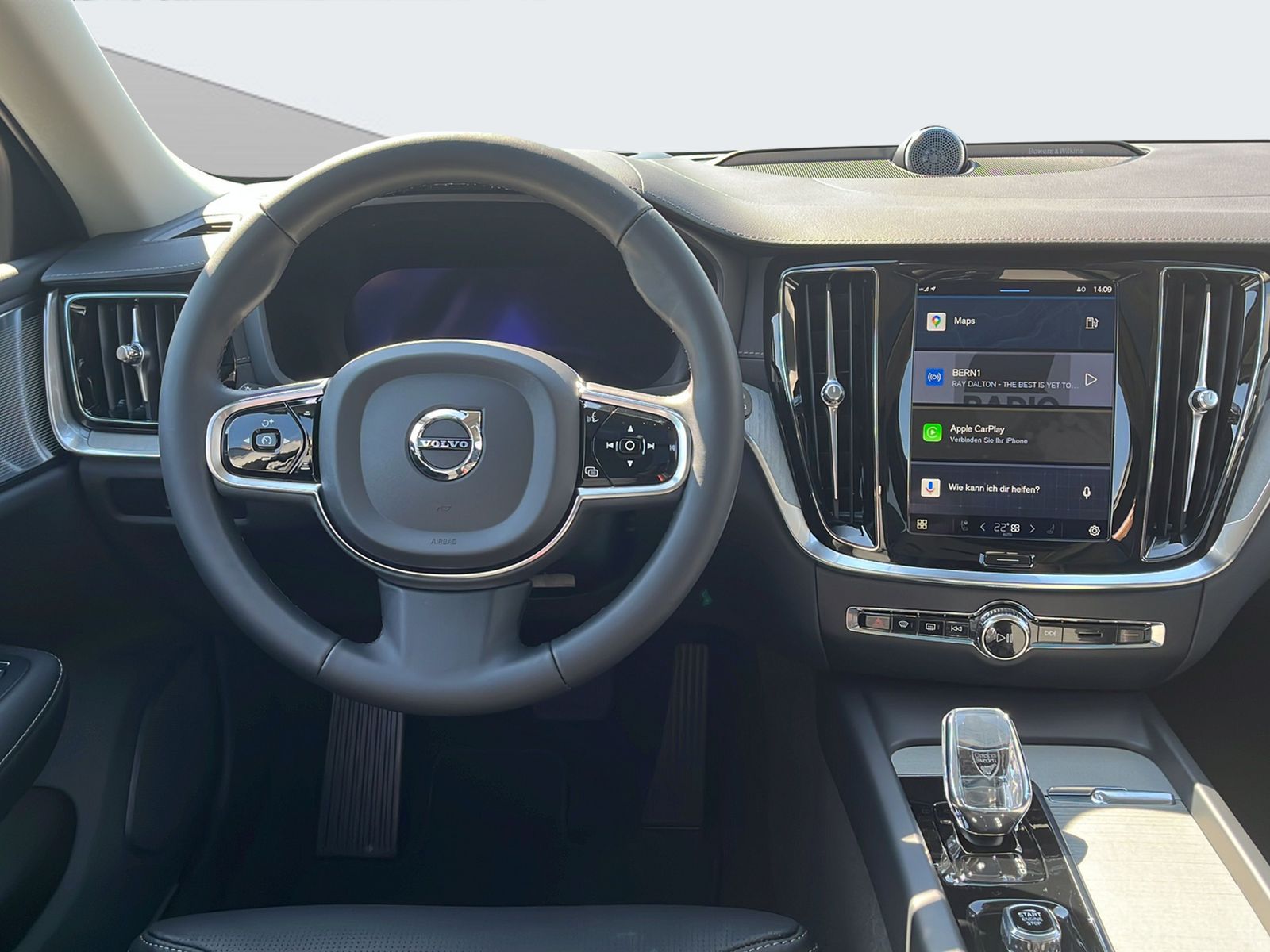 VOLVO V60 2.0 B4 Ultimate Dark-image-12