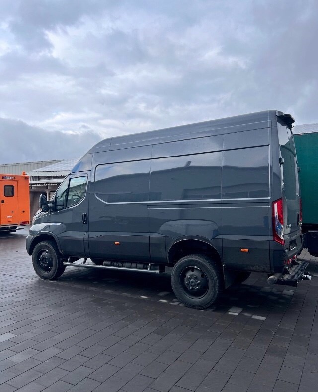 IVECO 55S18 4x4-image-2