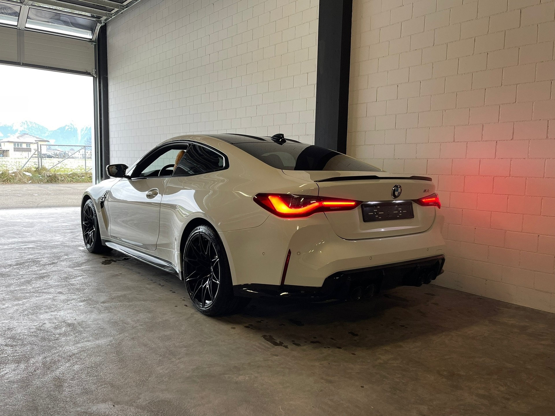 BMW M4 Coupé MANHART 600 PS / 745 NM-image-3