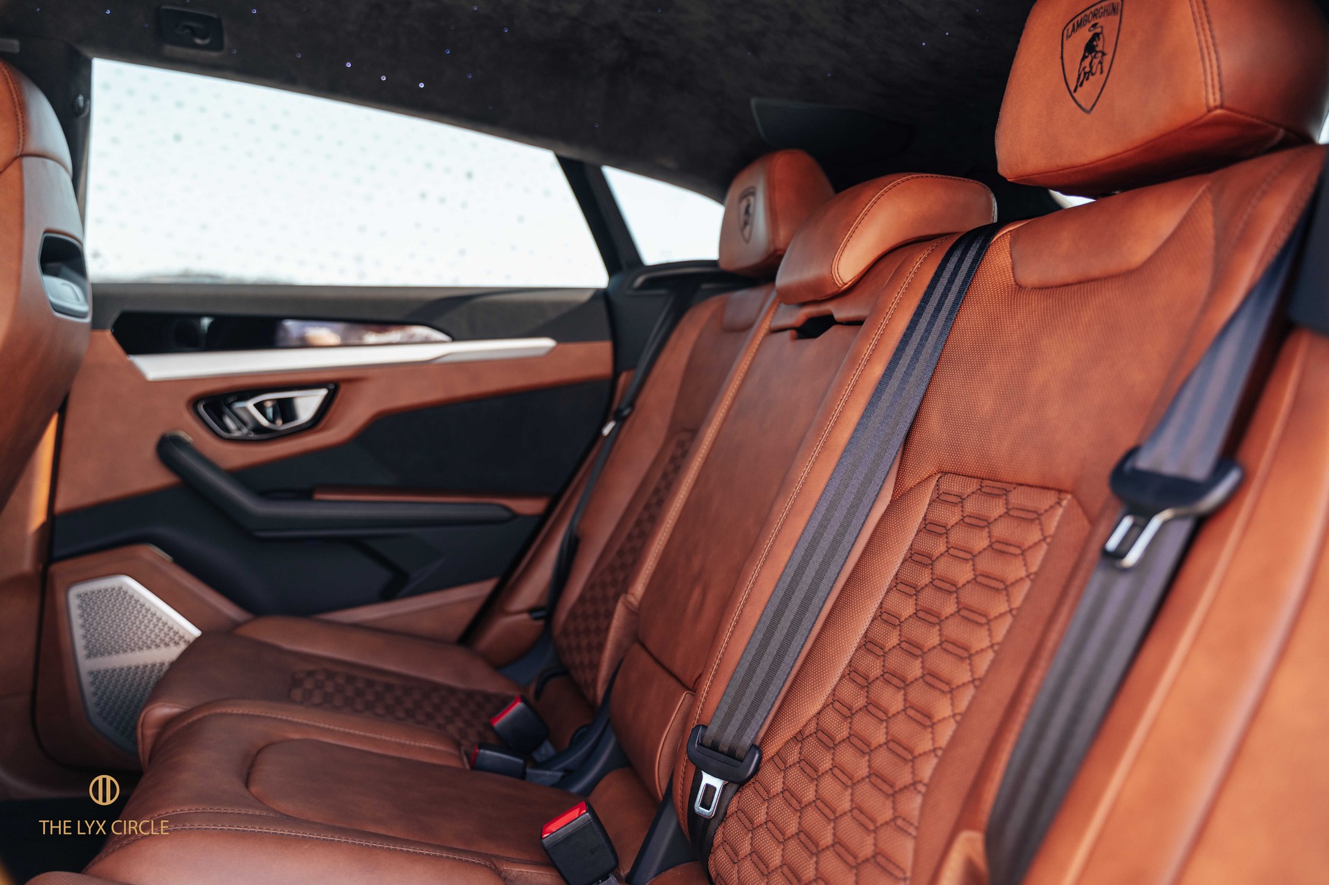 LAMBORGHINI Urus E-Gear-image-14