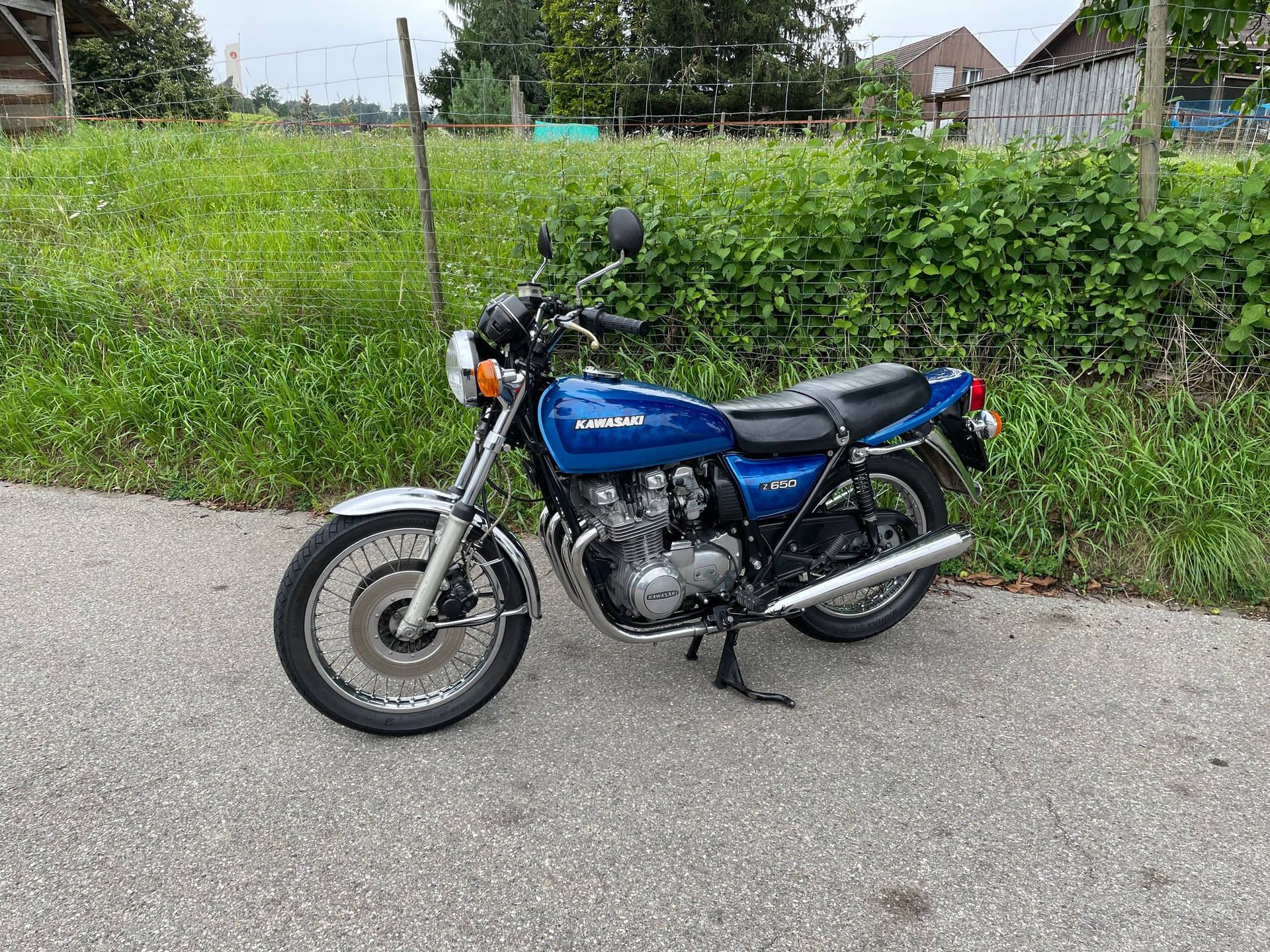 KAWASAKI Z 650