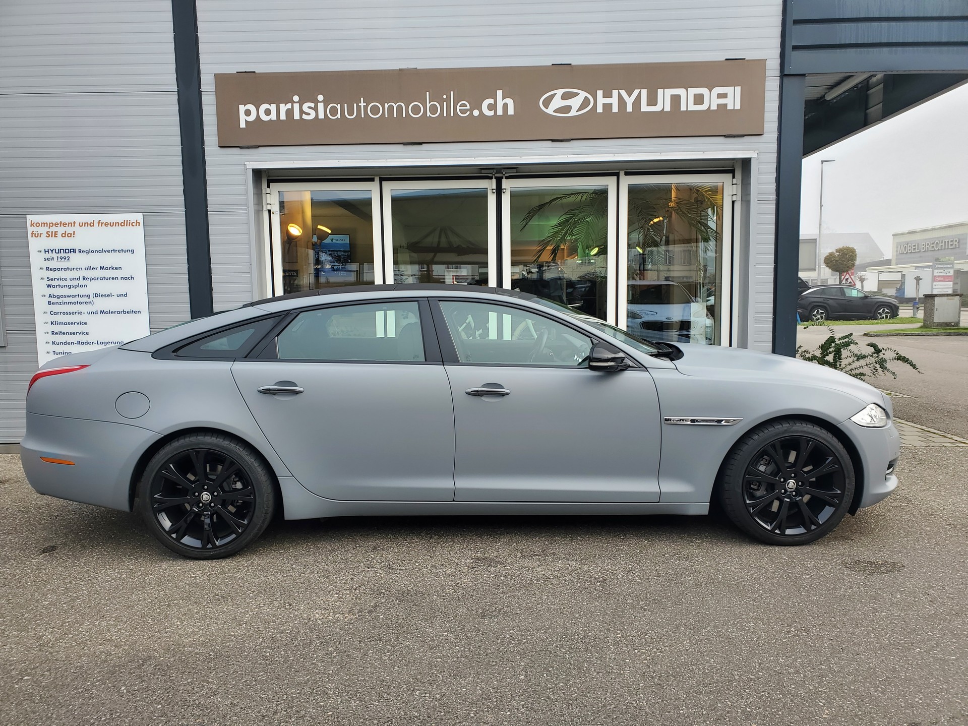 JAGUAR XJ LWB 3.0d V6 Supersport Automatic-image-3