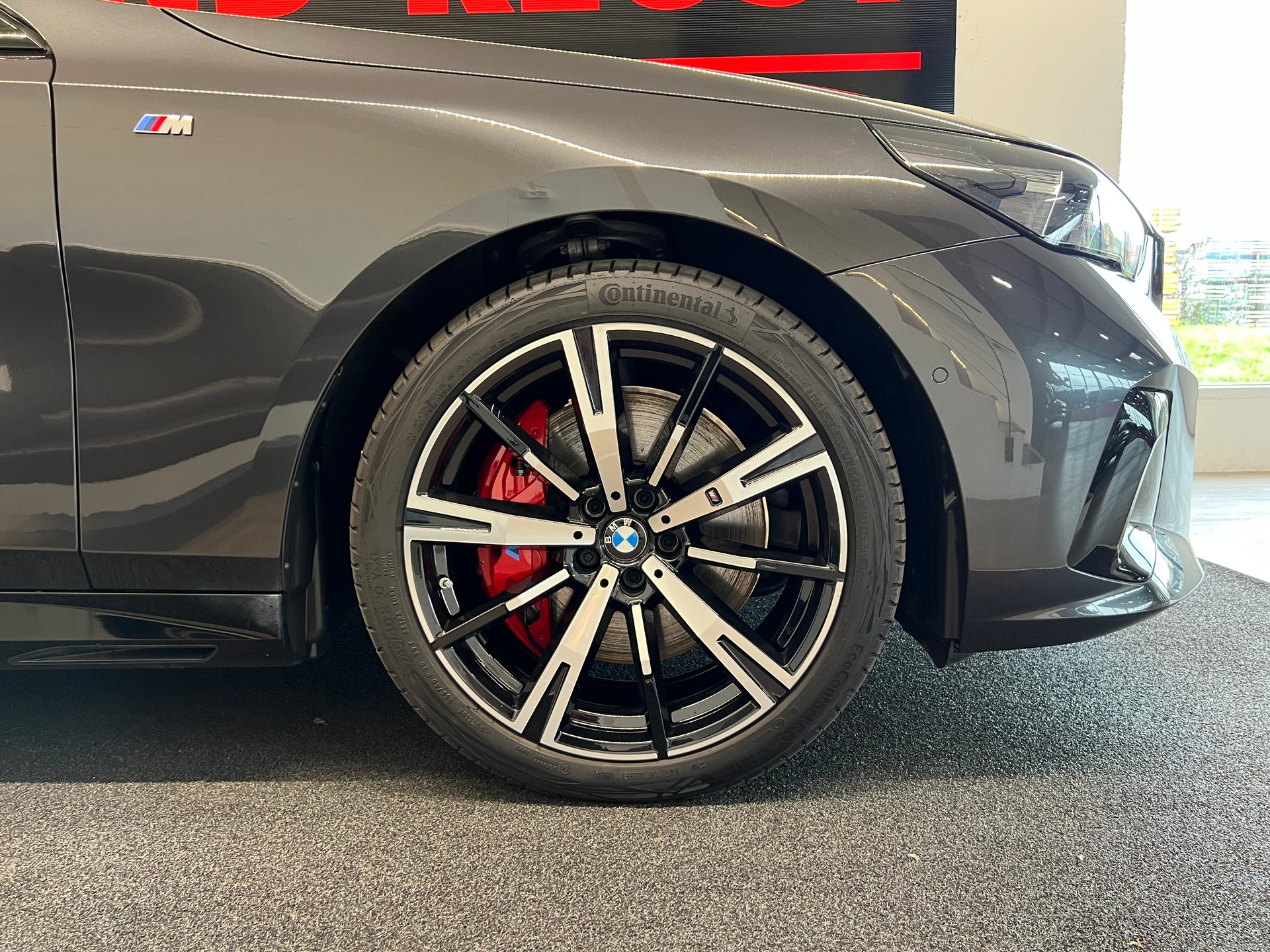 BMW 540d xDrive 48V Touring M Sport Pro Steptronic-image-5