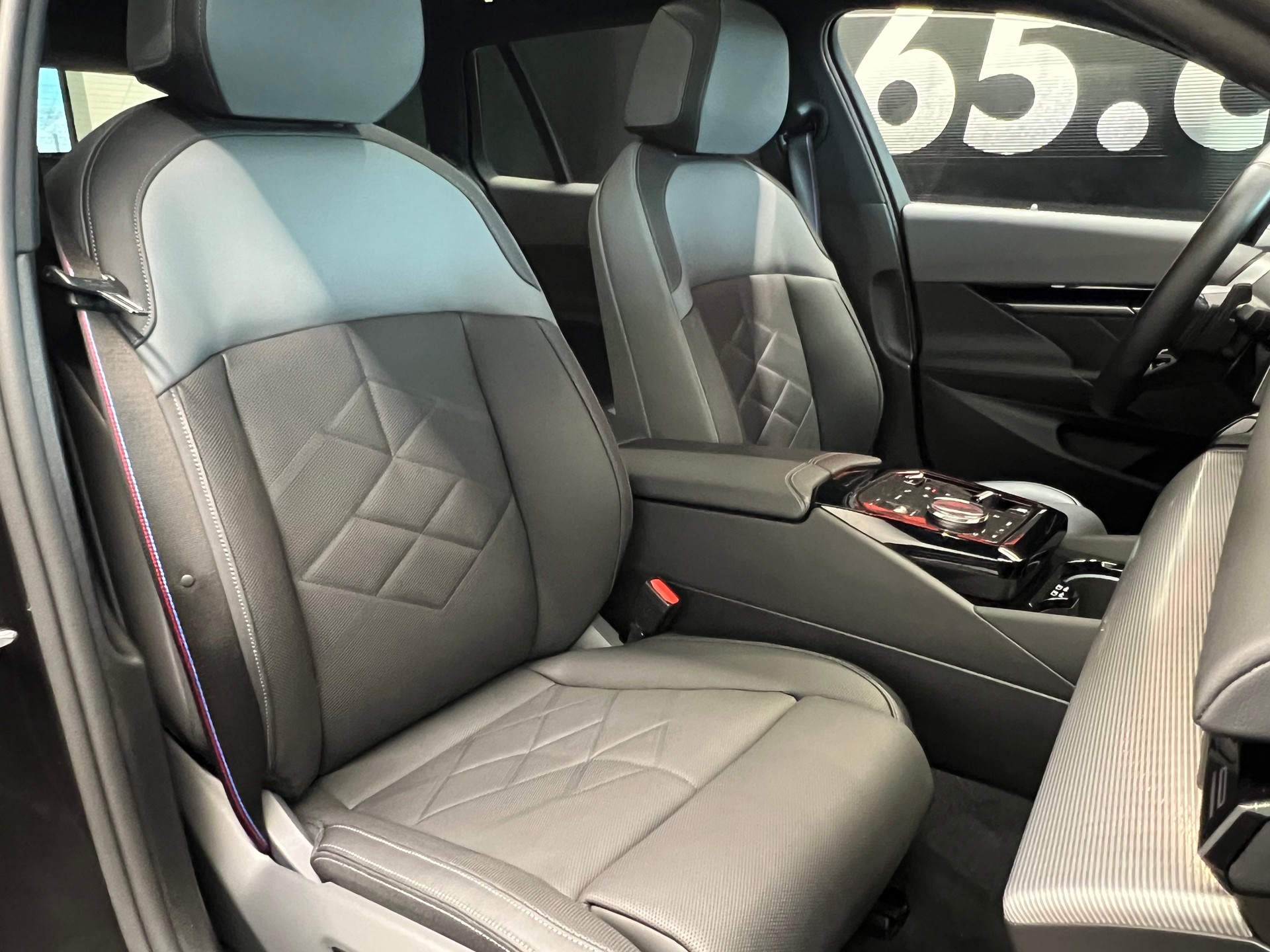 BMW 540d xDrive 48V Touring M Sport Pro Steptronic-image-22