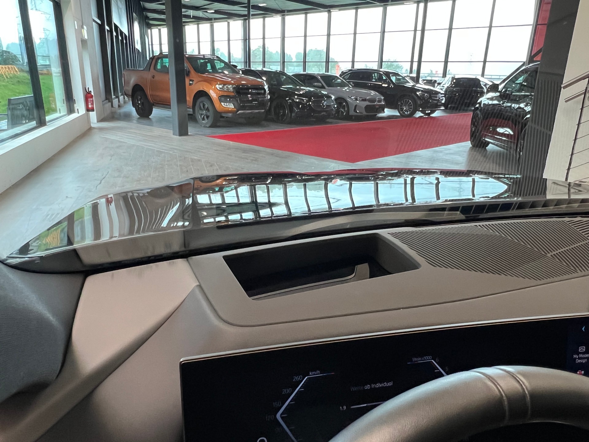 BMW 540d xDrive 48V Touring M Sport Pro Steptronic-image-28