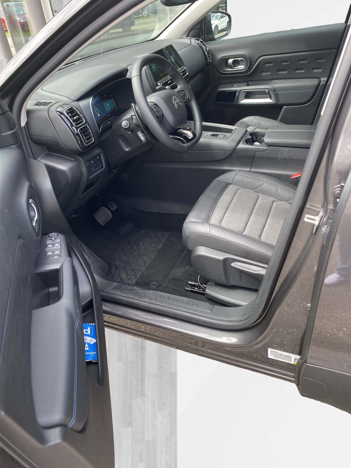 CITROEN C5 Aircross 1.6 Plug-in Hybrid-image-9