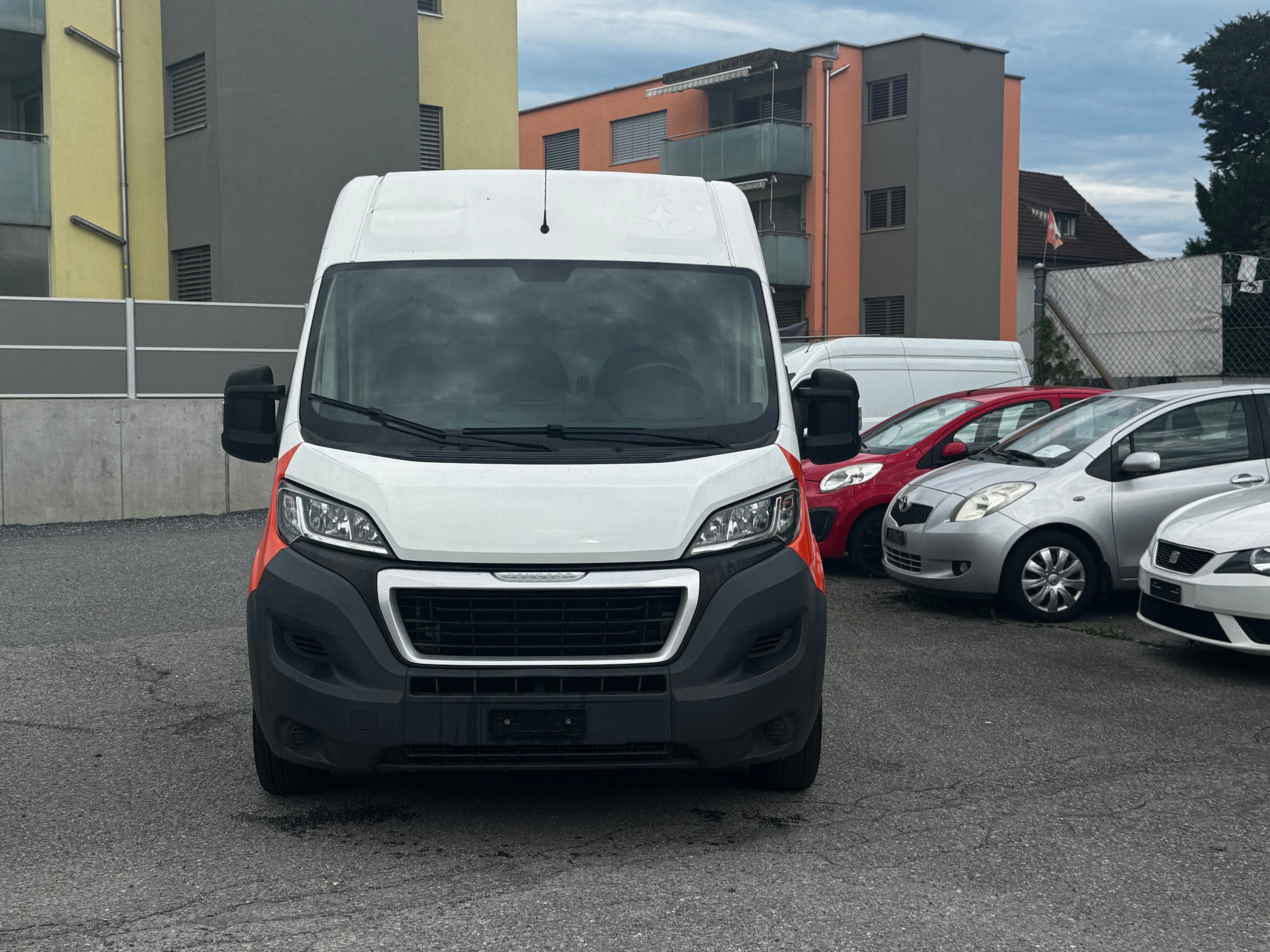 Car photo