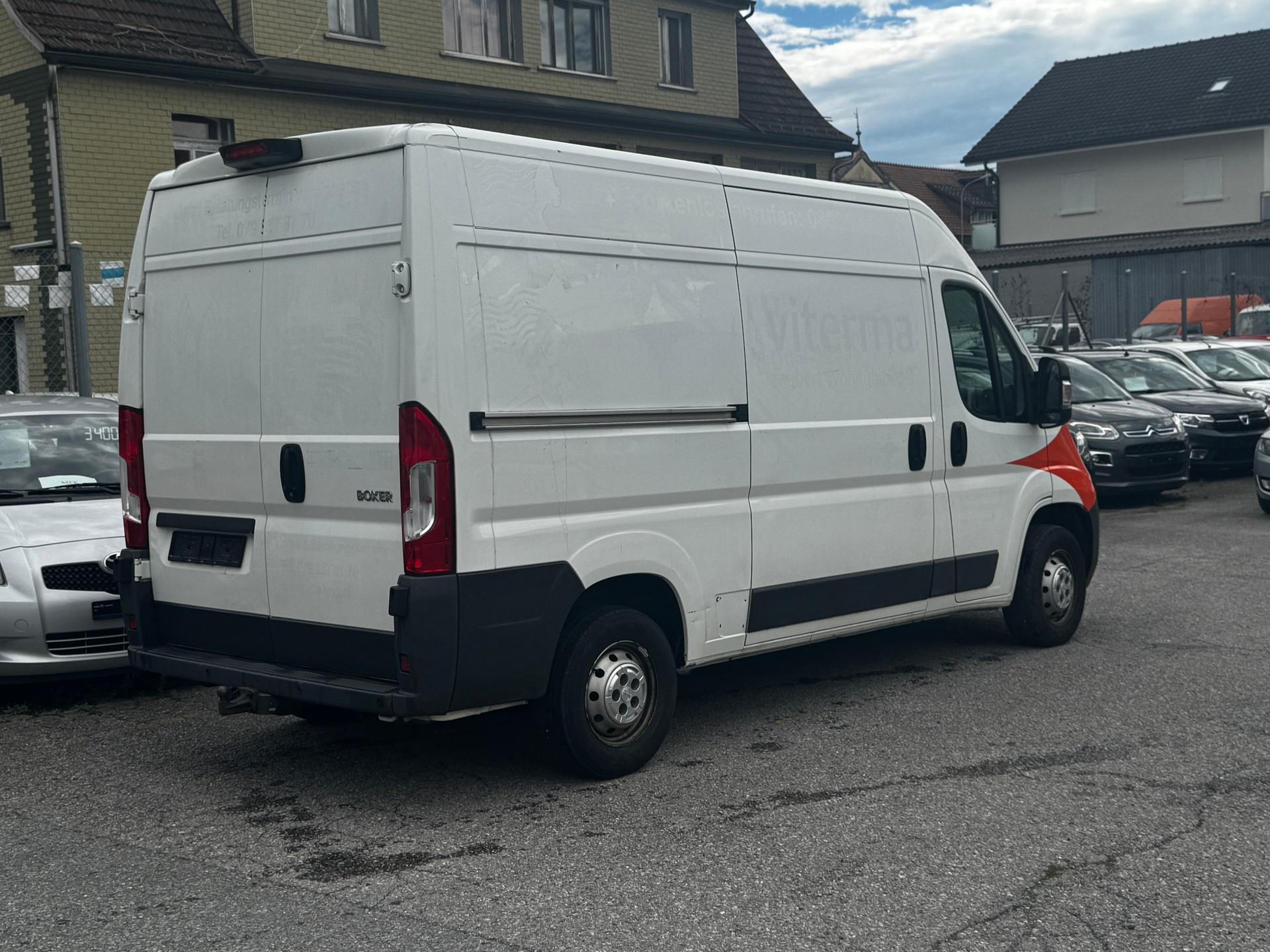 PEUGEOT Boxer 2.0 HDI 335 Active L2H2-image-13
