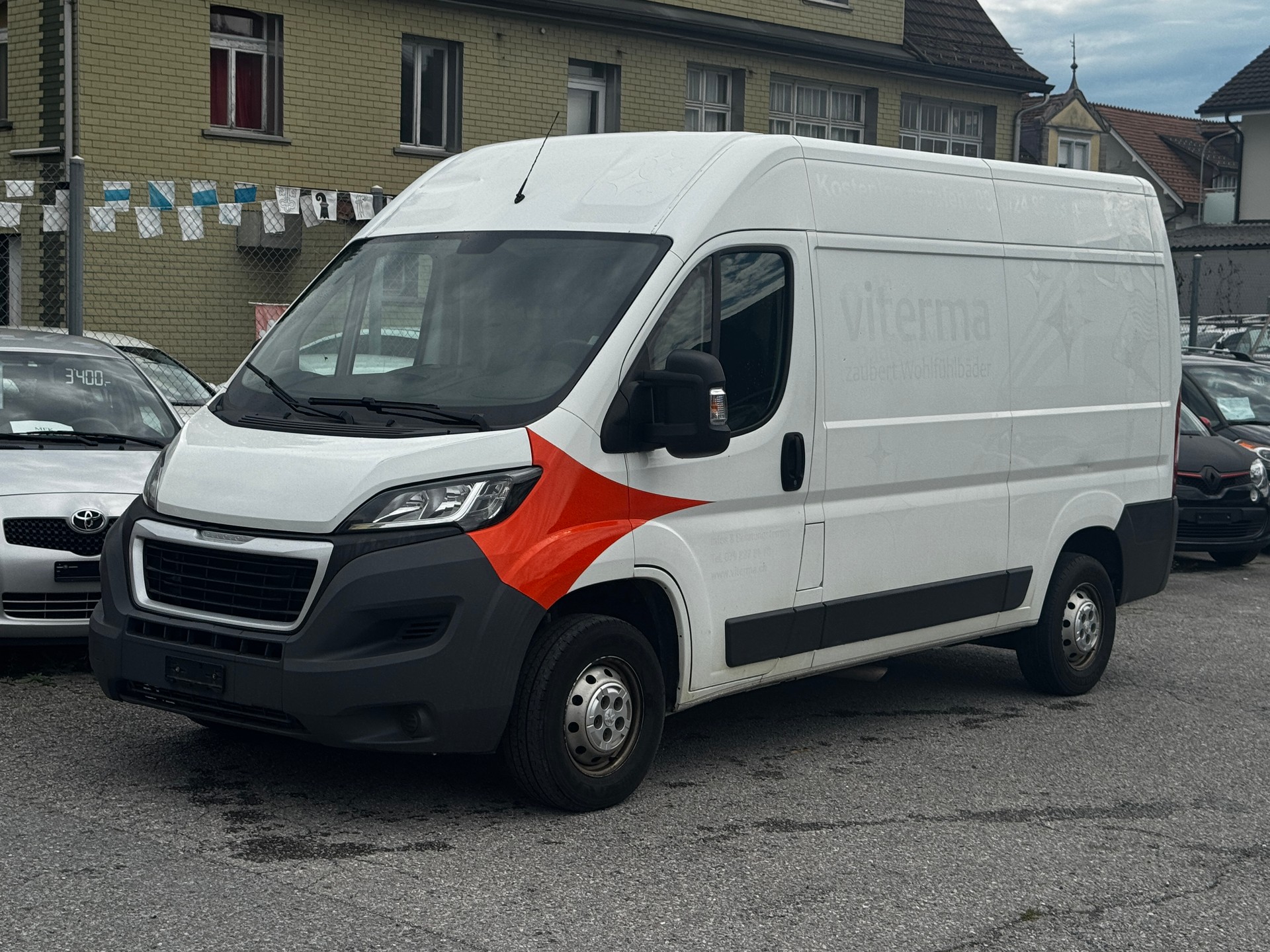 PEUGEOT Boxer 2.0 HDI 335 Active L2H2-image-4